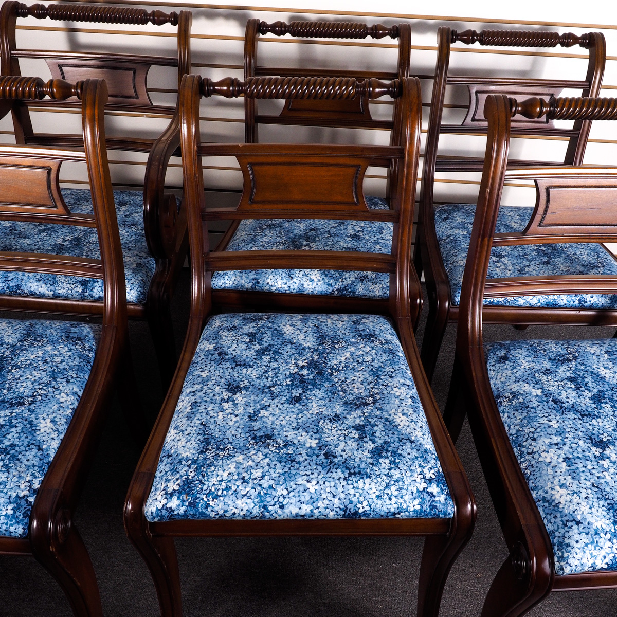 Willett MidCentury Dining Table and Chairs EBTH