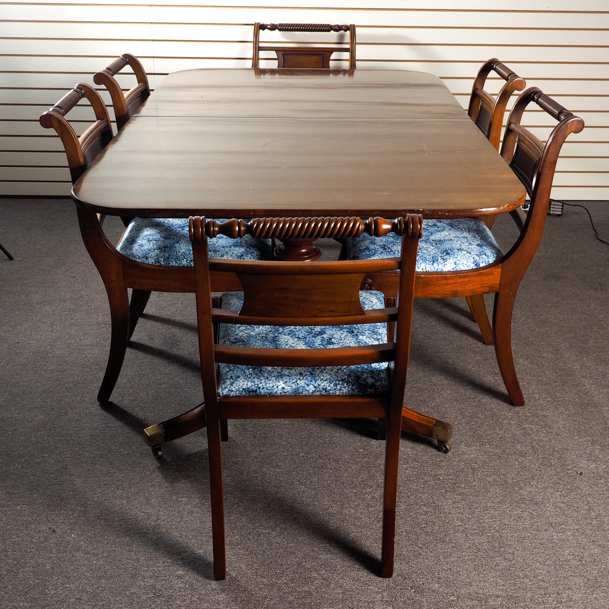 Willett MidCentury Dining Table and Chairs EBTH
