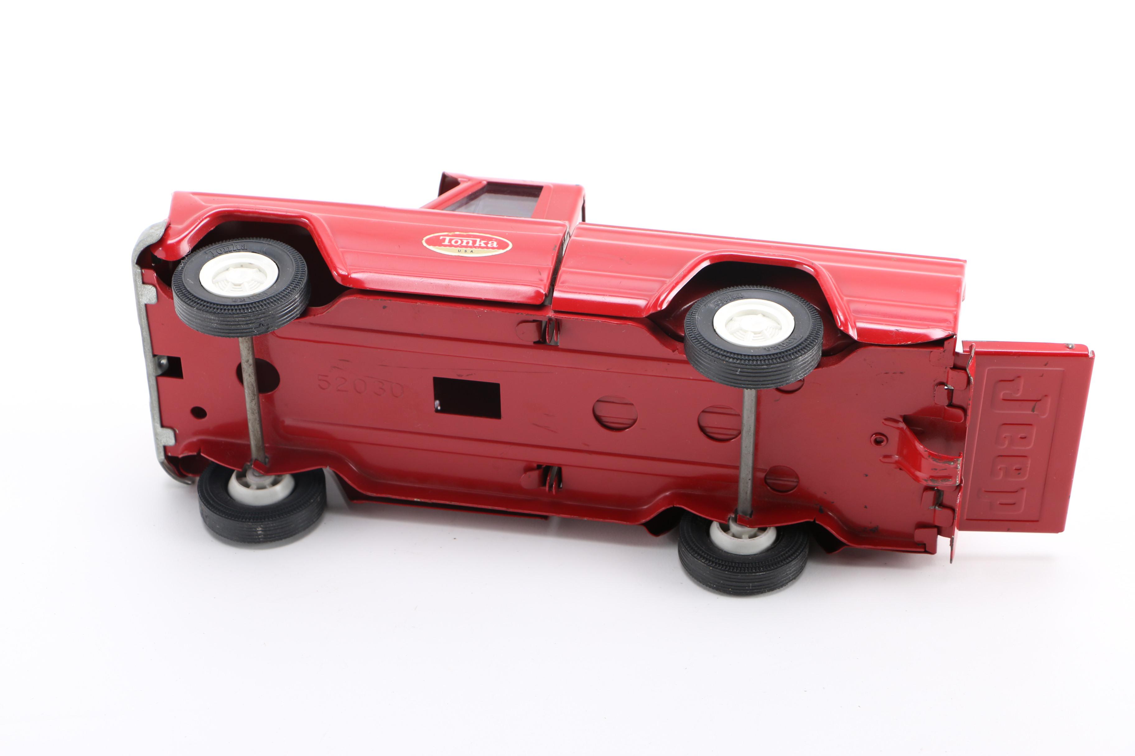 1960s Vintage Tonka Toy Pressed Metal Trucks | EBTH