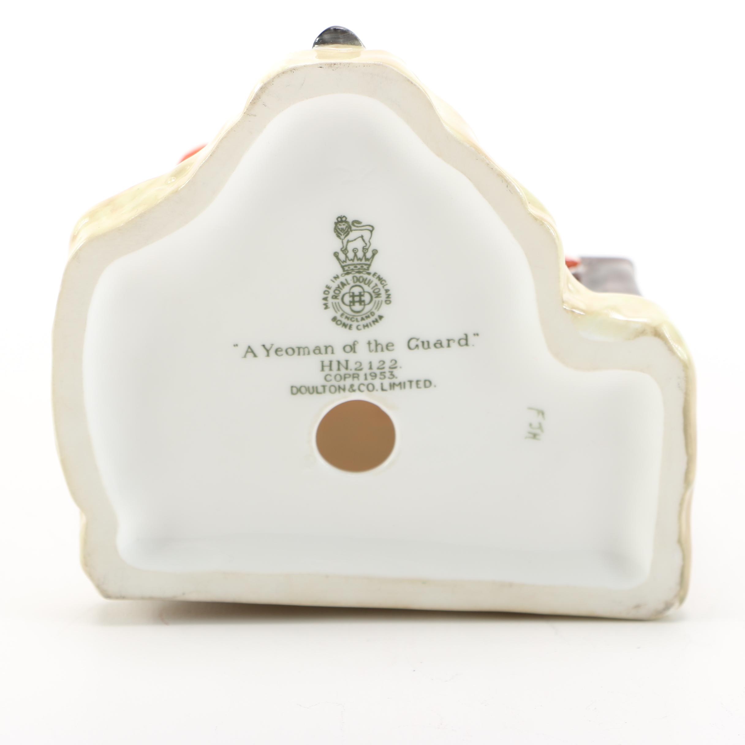 Royal Doulton "A Yeoman of the Guard" China Figurine EBTH