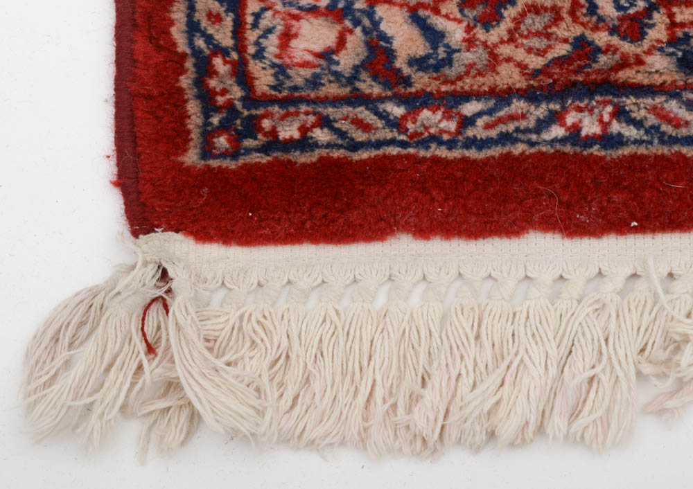 Karastan Kara Mar "Red Sarouk" MachineWoven Wool Area Rug EBTH