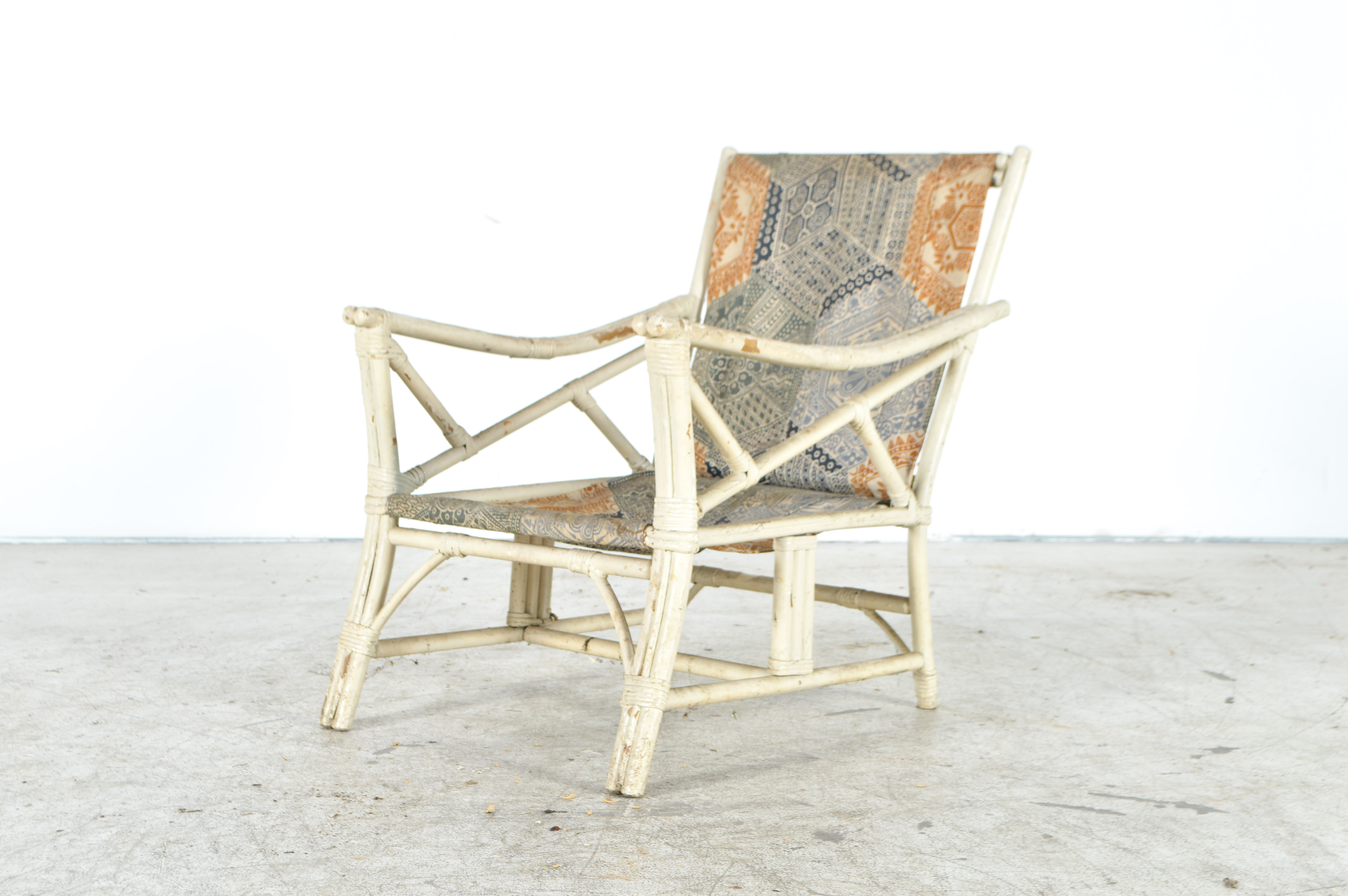 Vintage White Wooden Patio Chairs EBTH
