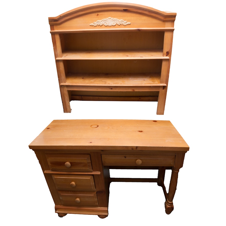 Broyhill Pine Desk With Hutch Ebth