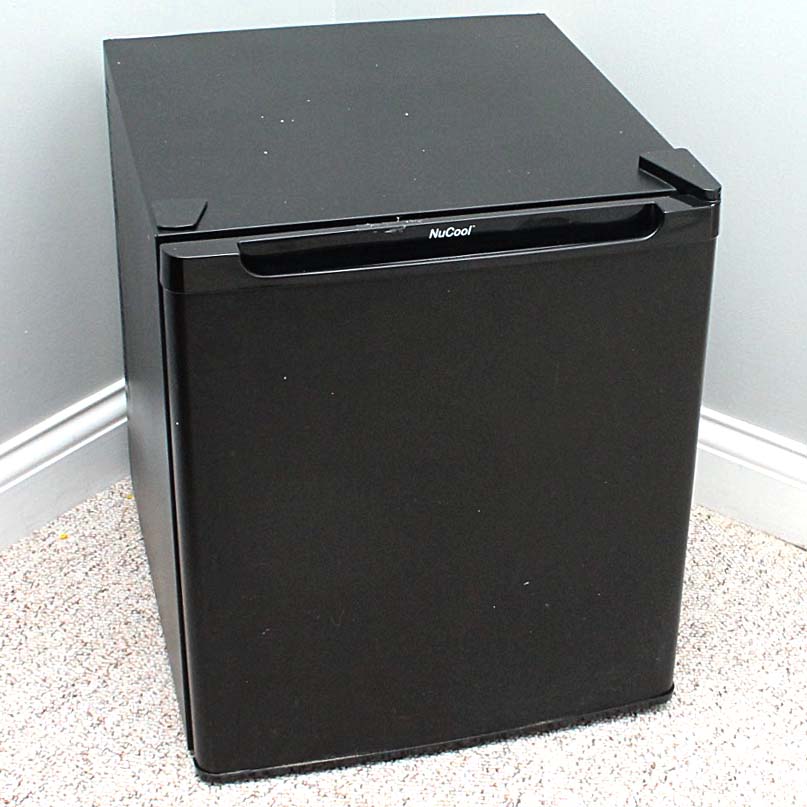 Black NuCool Mini Fridge EBTH