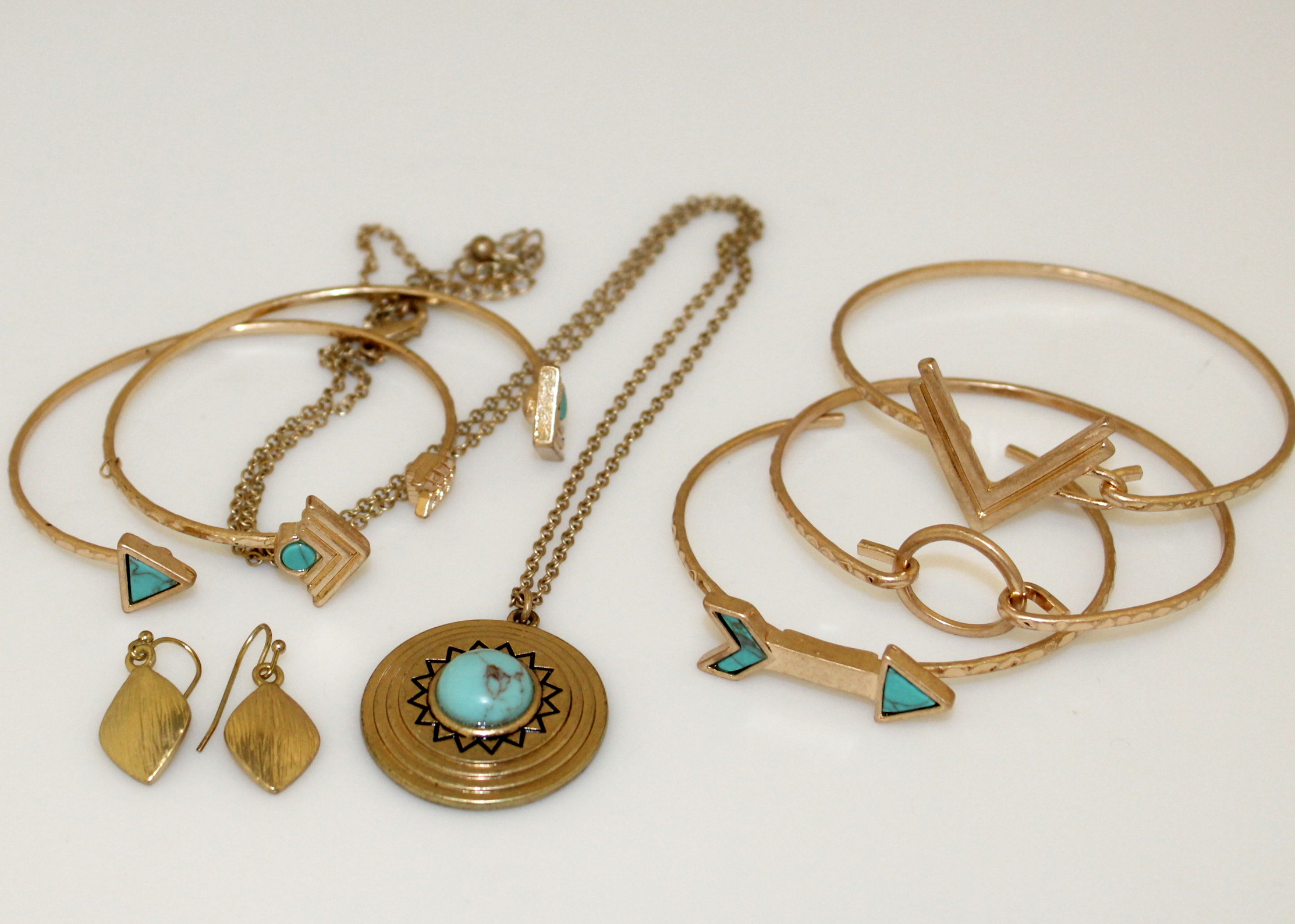 Southwestern Costume Jewelry Selection EBTH