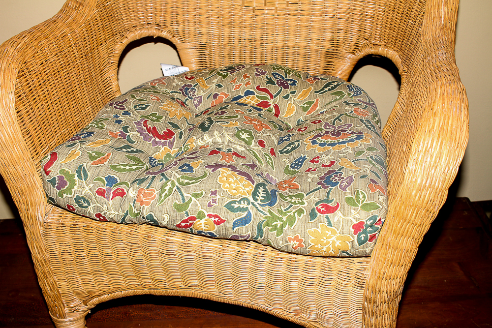 Pier 1 Wicker Chair and Cushion EBTH
