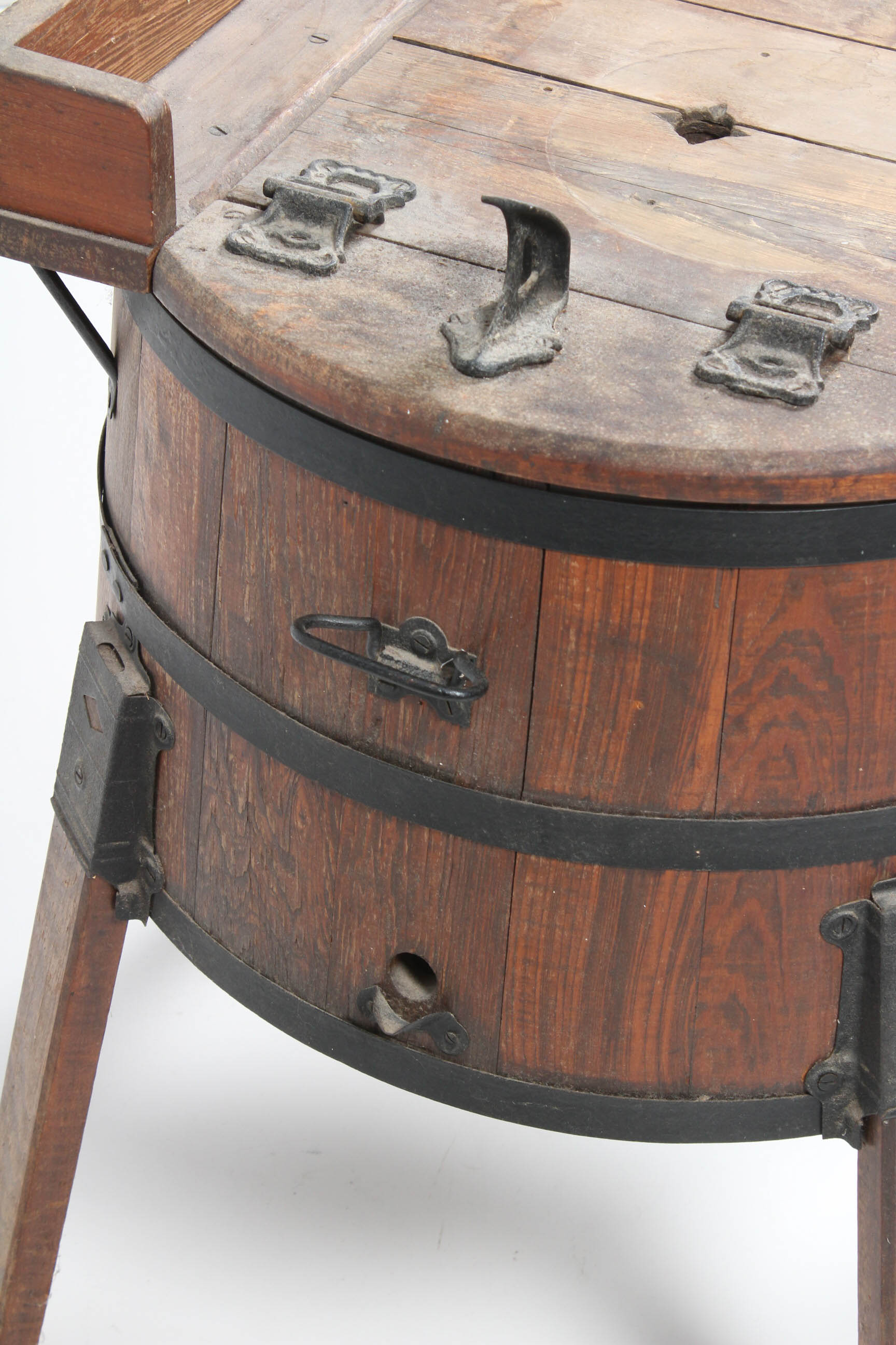 Antique Wooden Wash Tub on Stand EBTH