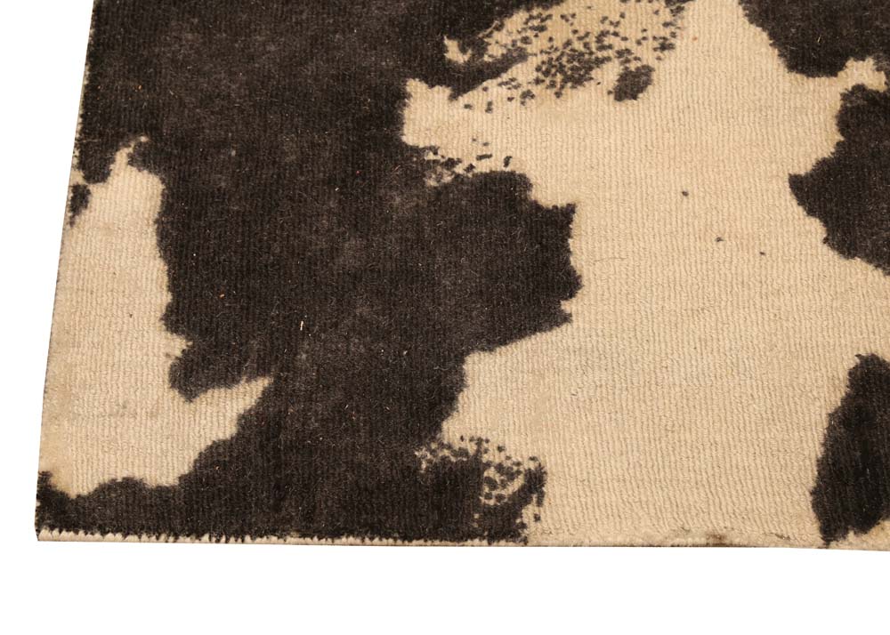 Pottery Barn Cow Print Wool Area Rug EBTH