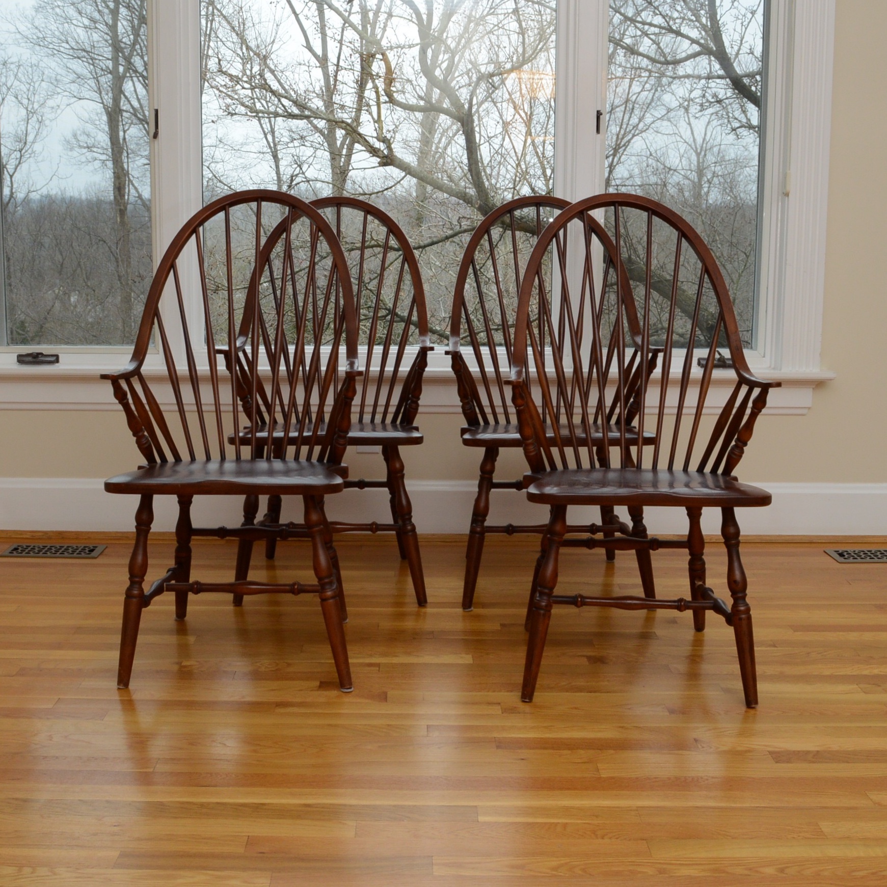 Habersham Sack Back Windsor Chairs 4 Ebth