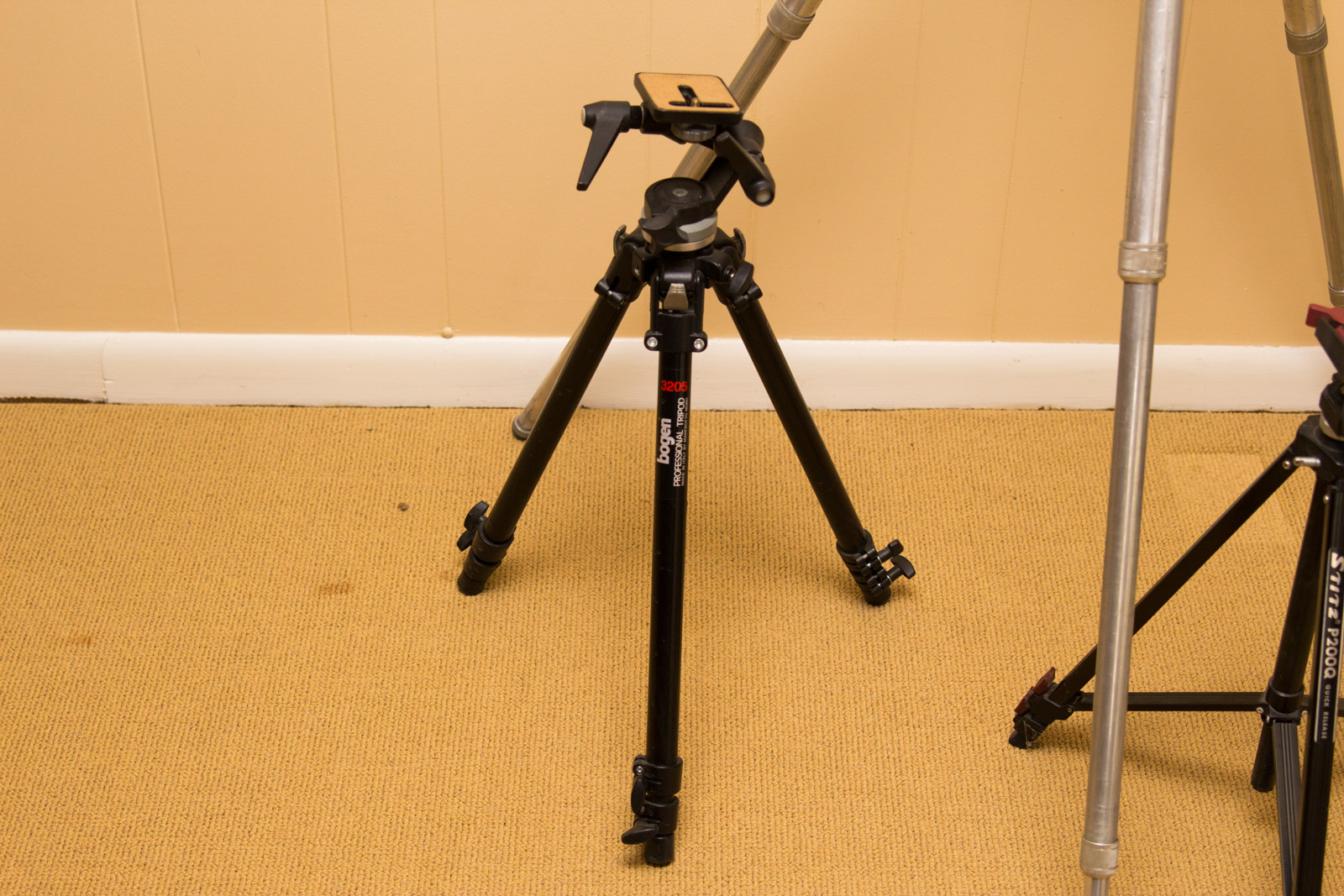 Tiltall, Bogen and Stitz Camera Tripods EBTH