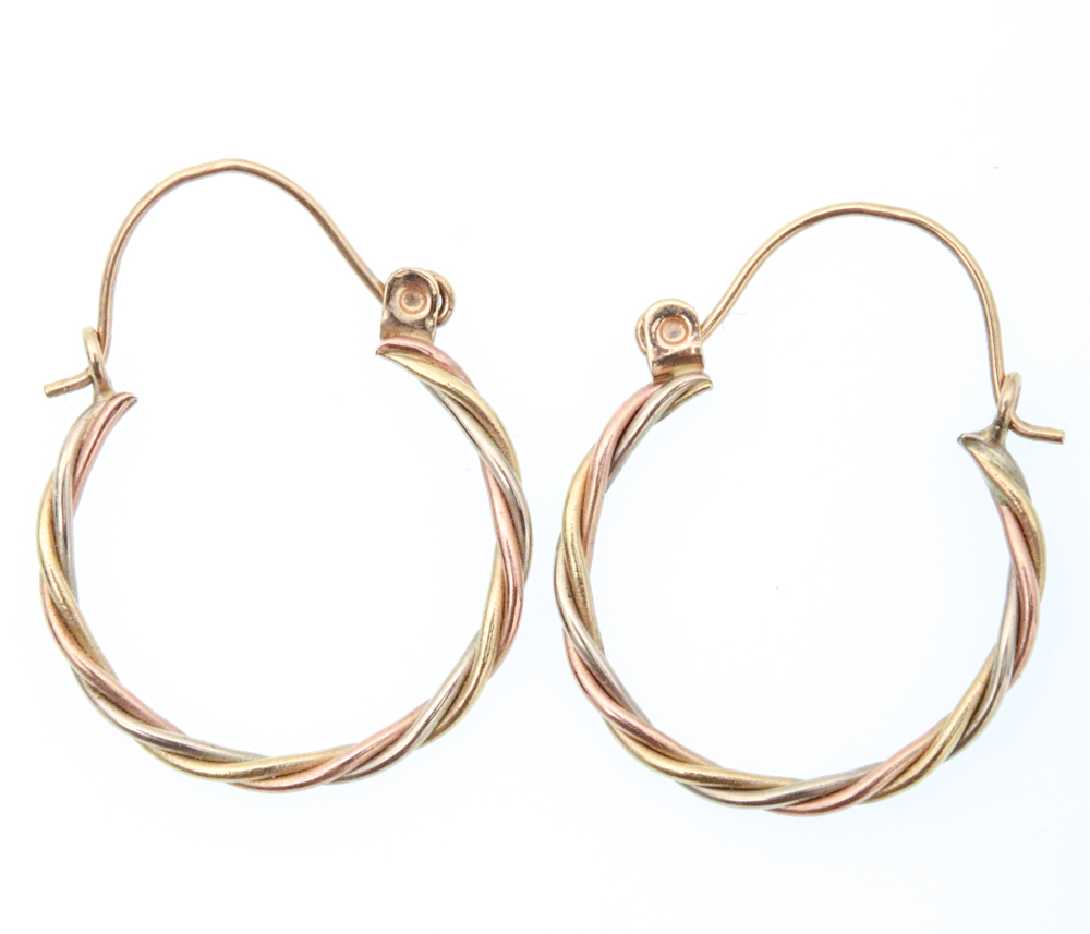 14K Yellow Gold Hoop Earrings | EBTH