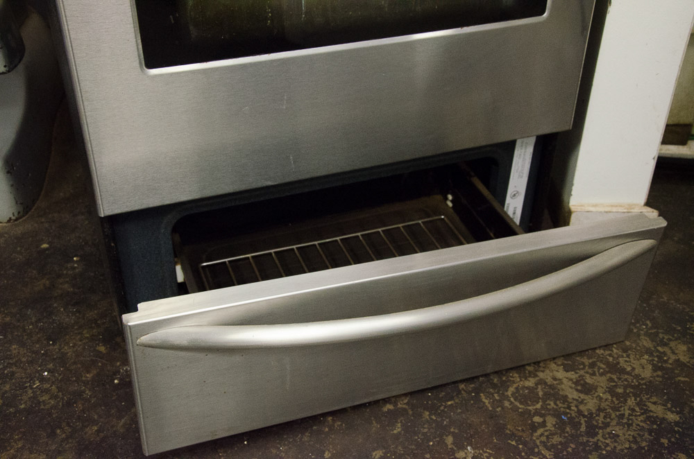 Frigidaire Speed Bake Convection Oven EBTH