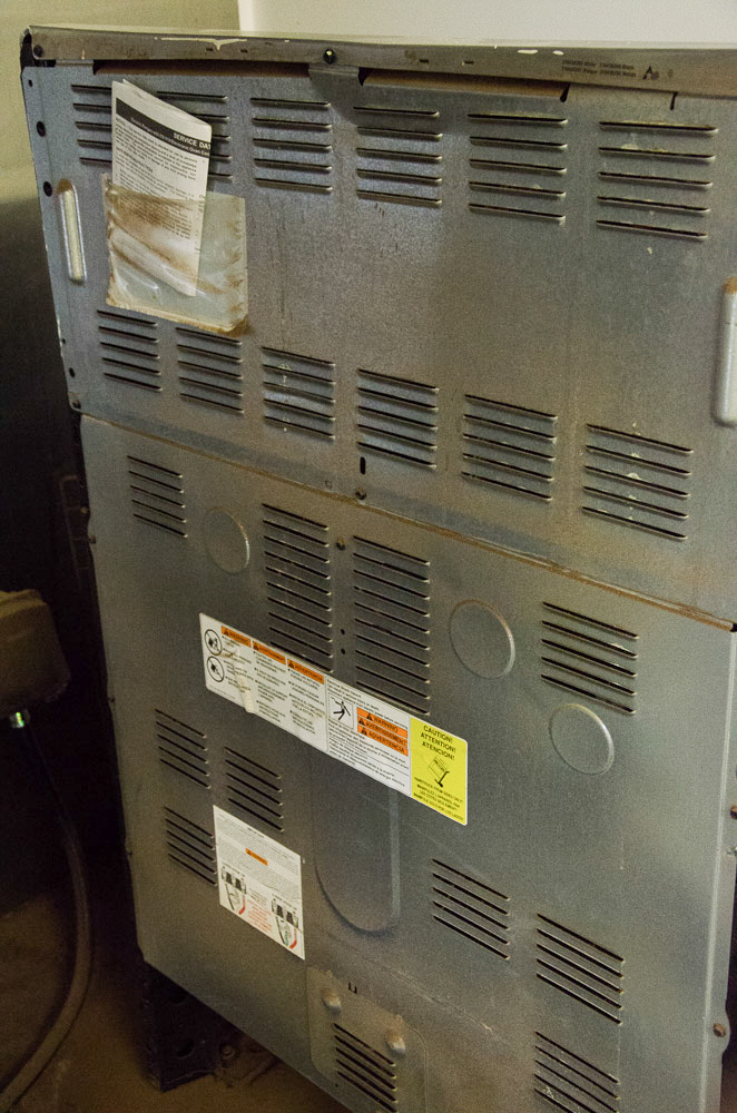 Frigidaire Speed Bake Convection Oven EBTH