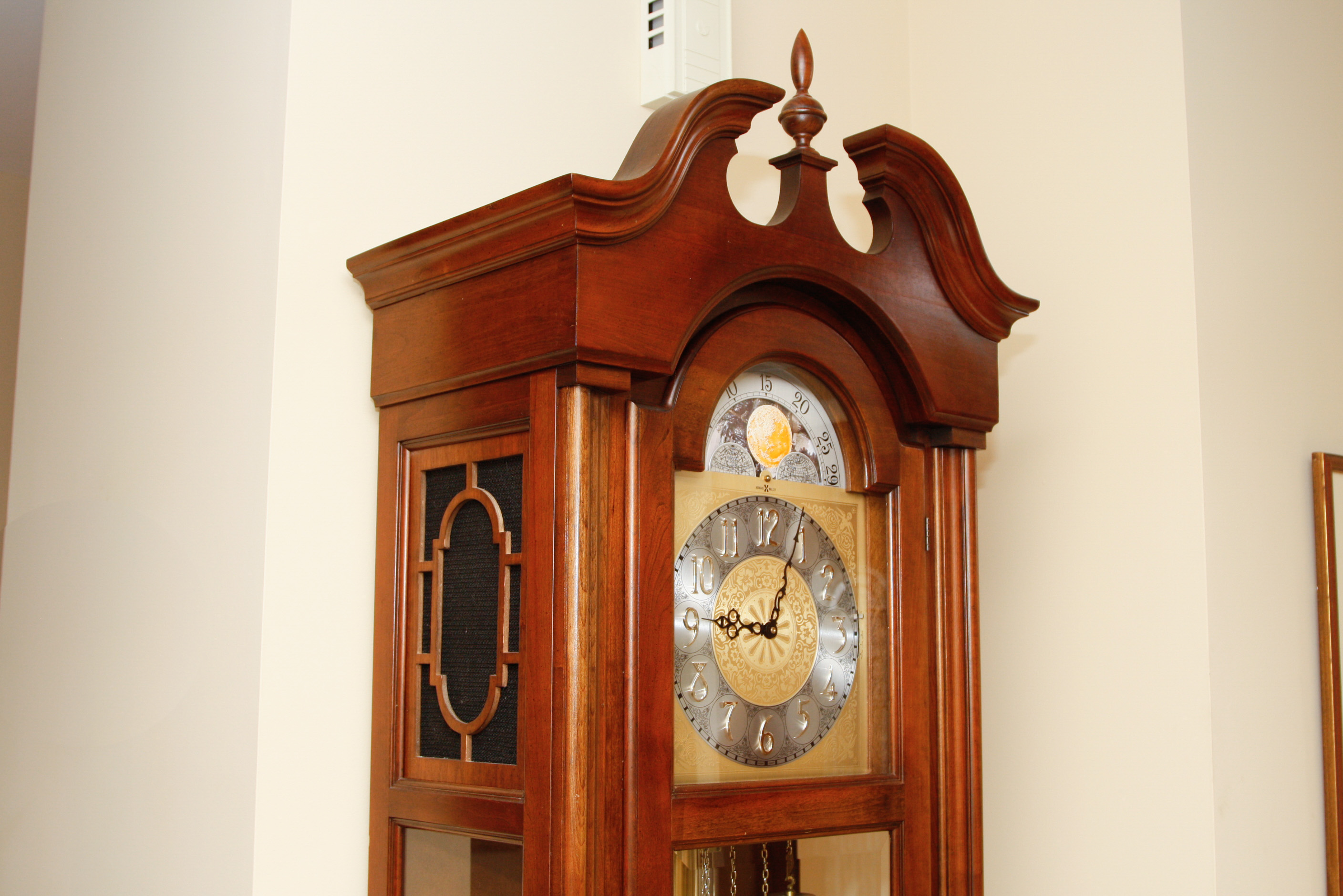 Howard Miller "Aristocrat" TripleChime Grandfather Clock EBTH