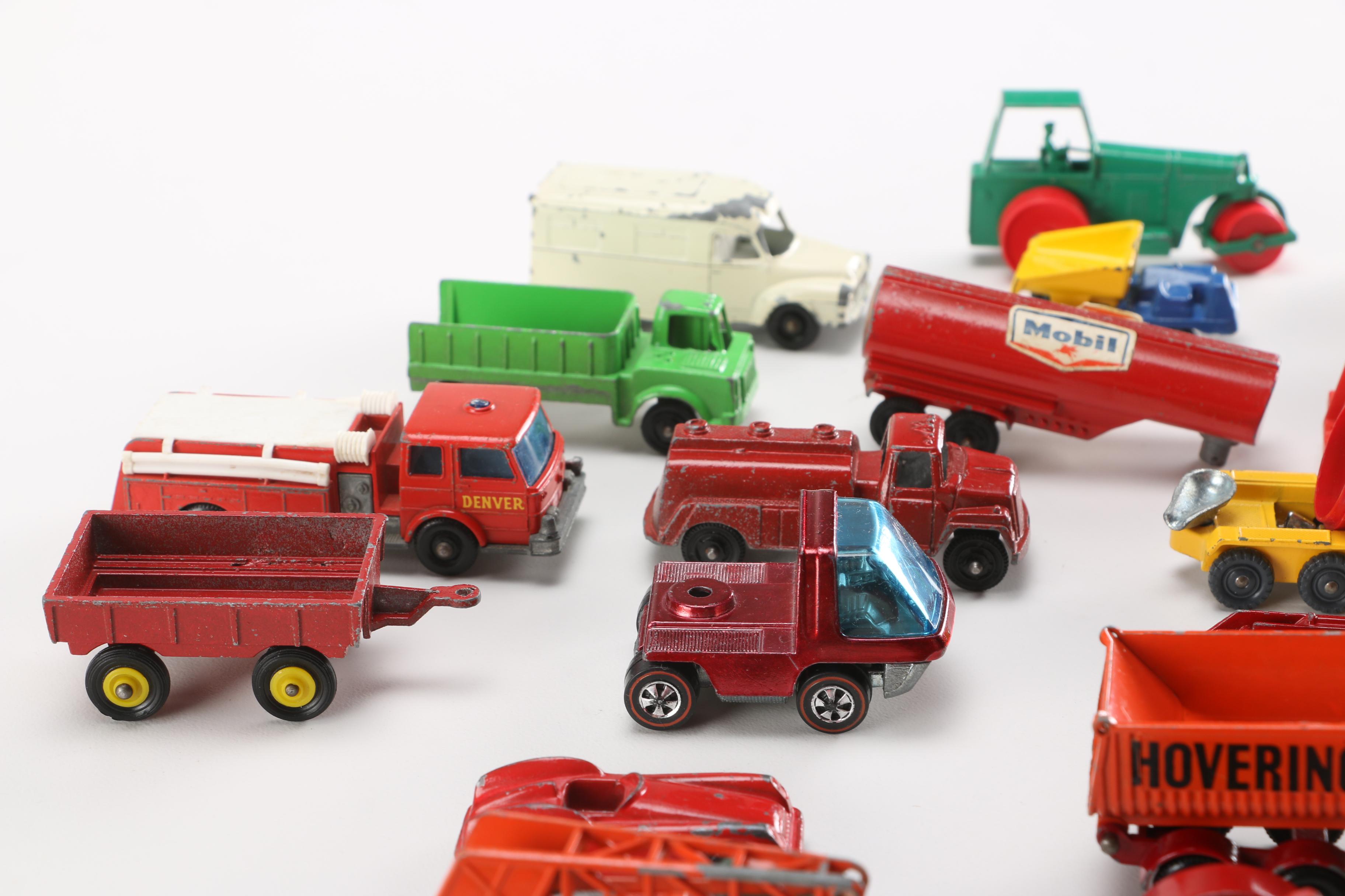 1966 Mattel Miniature Car Carrying Case With Thirty DieCast Vehicles