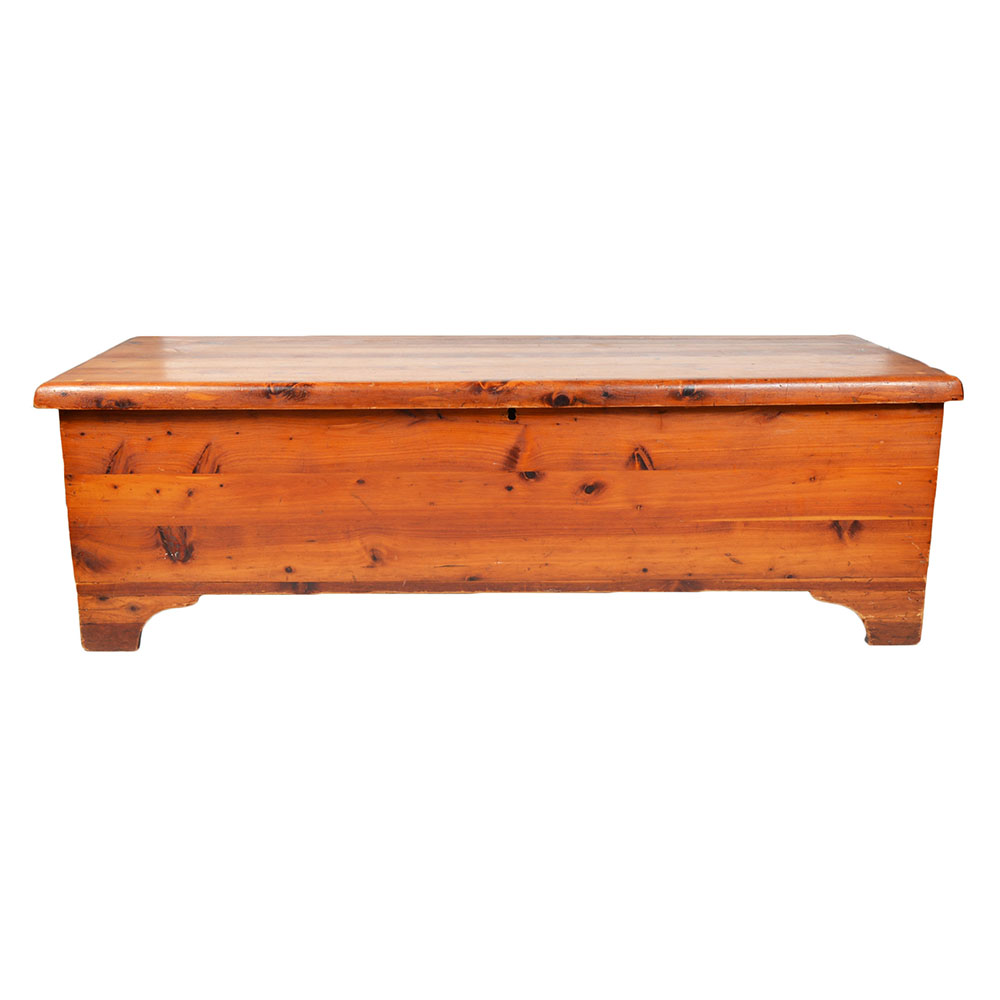 Vintage Cedar Chest EBTH