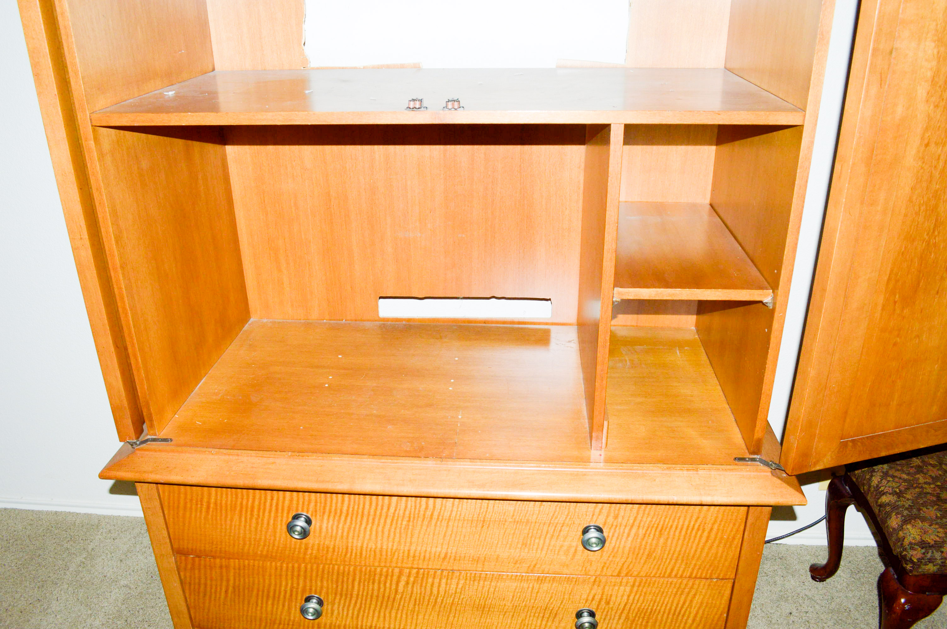 Burl Maple Veneer Entertainment Center Armoire EBTH