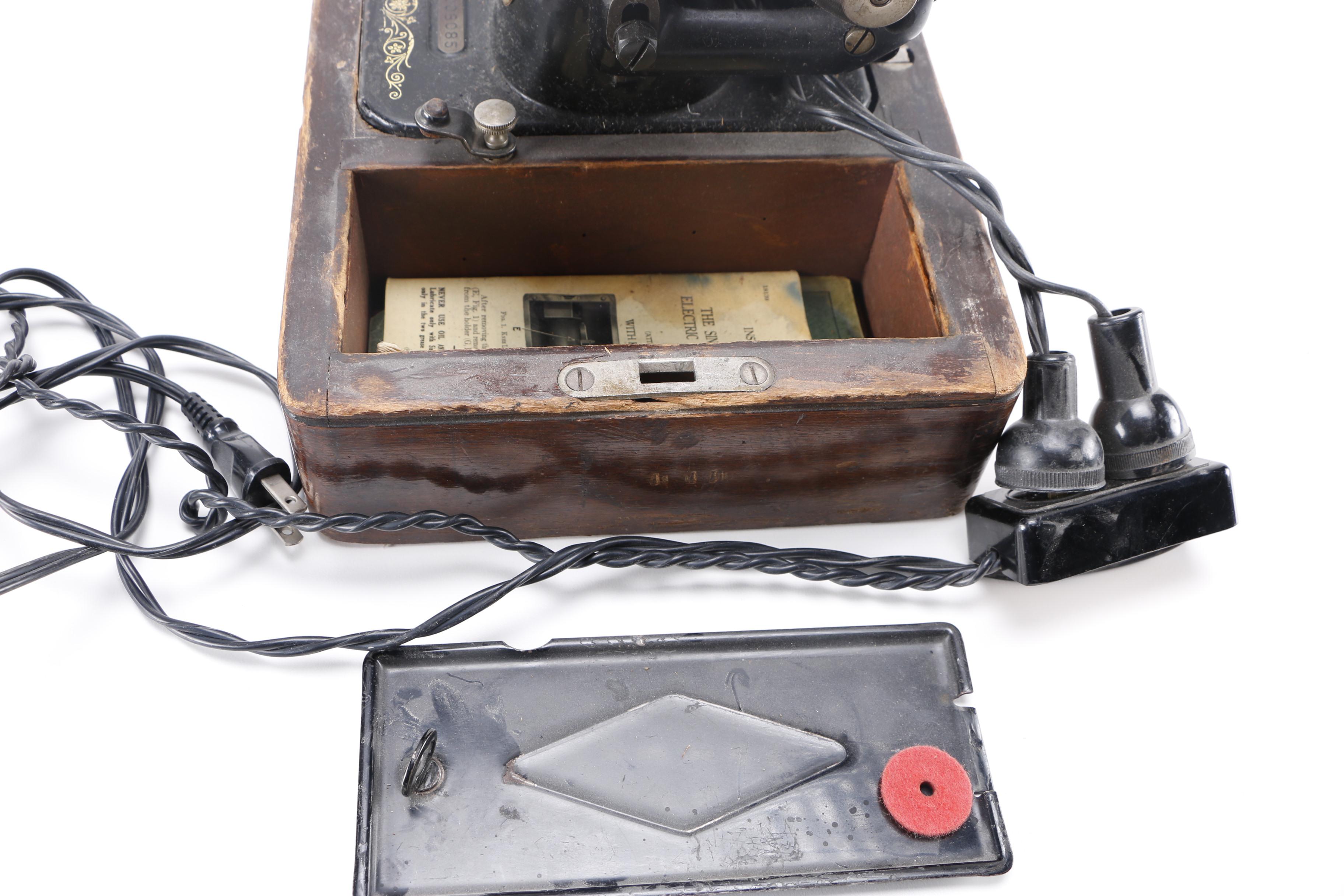 Vintage Singer BT7 Sewing Machine EBTH