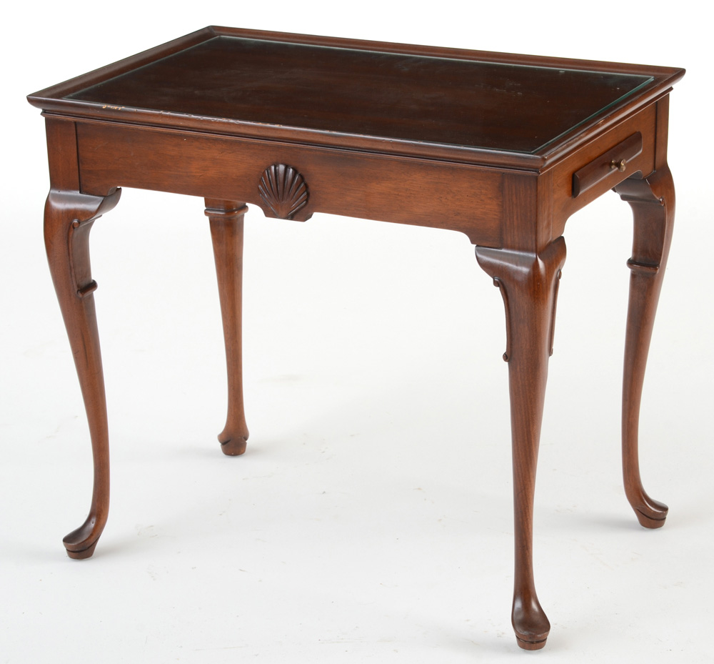 Queen Anne Style Tea Table / Coffee Table EBTH