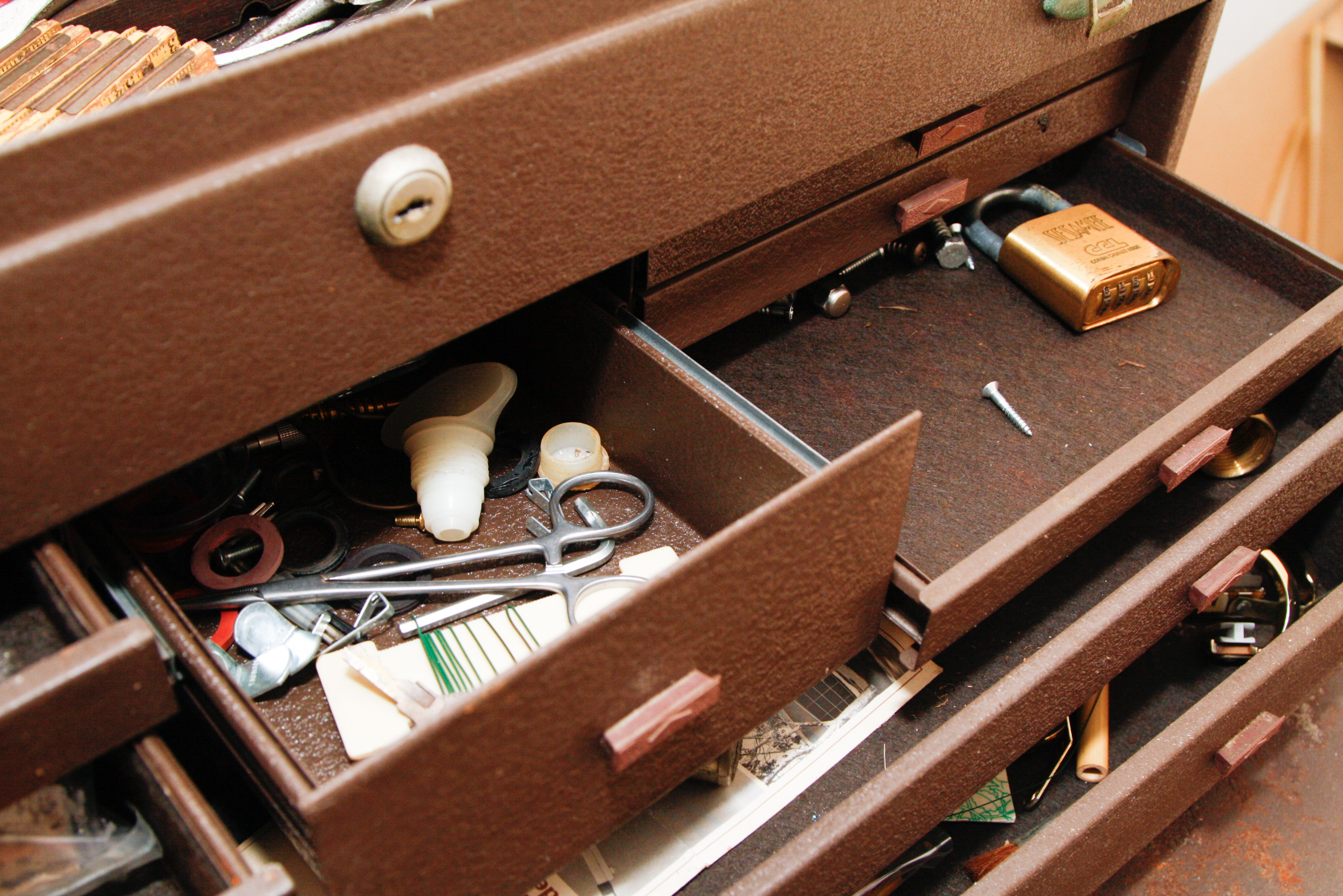 Kennedy Rolling Tool Box with Assorted Tools EBTH