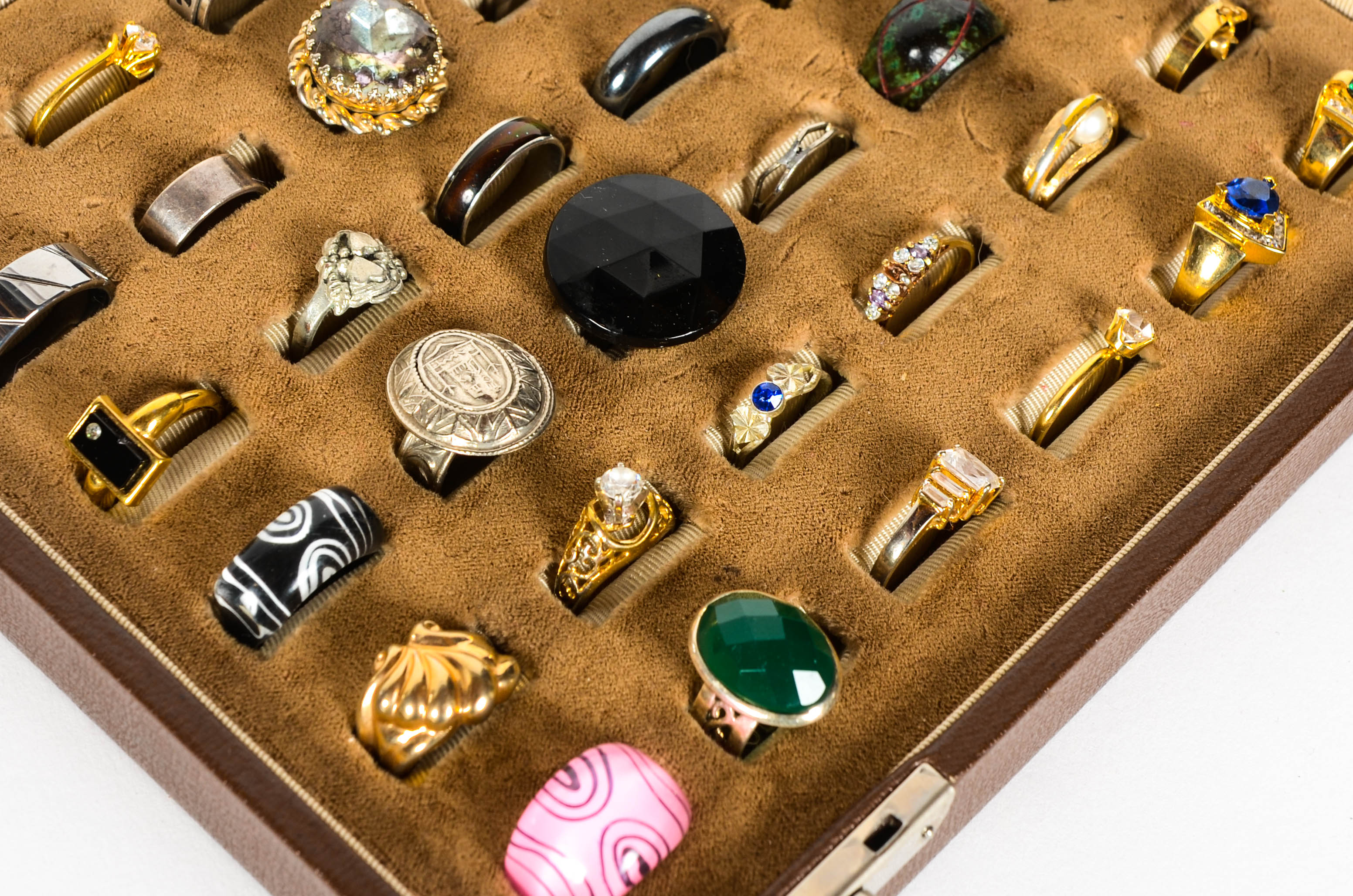 Collection of Costume Rings | EBTH
