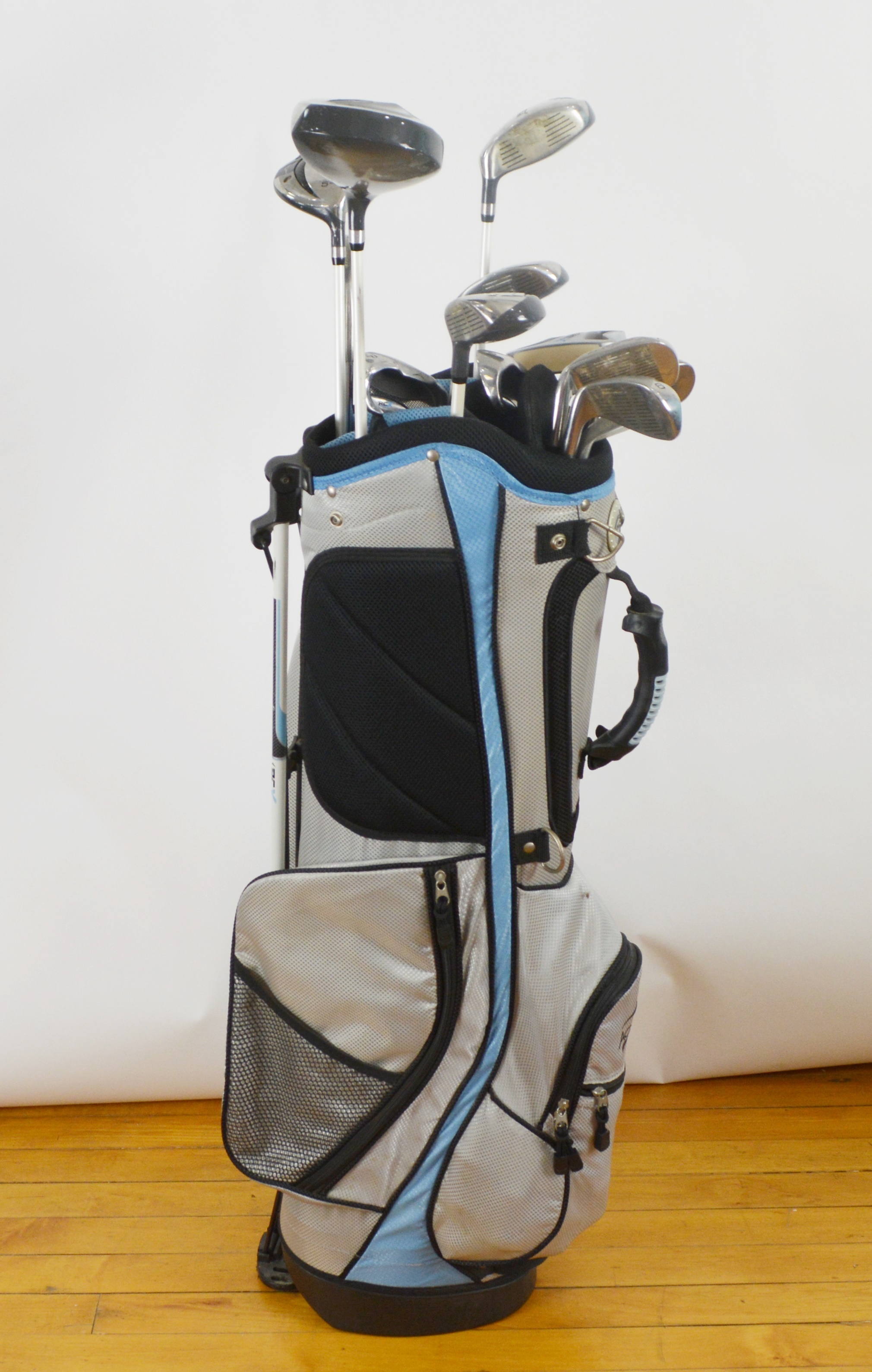 RCX Acuity Ladies Golf Clubs and Bag EBTH