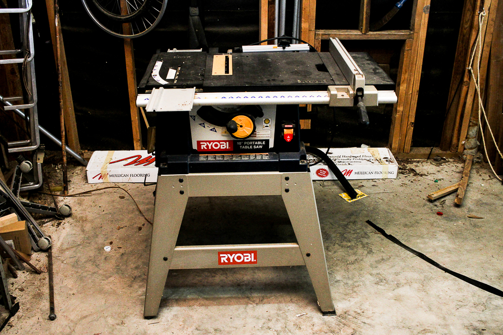 Ryobi 10" Portable Table Saw EBTH