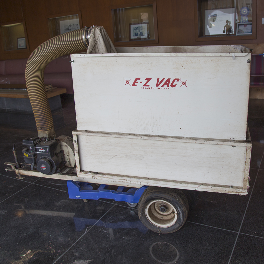 EZ Vac Industrial Leaf Vacuum EBTH