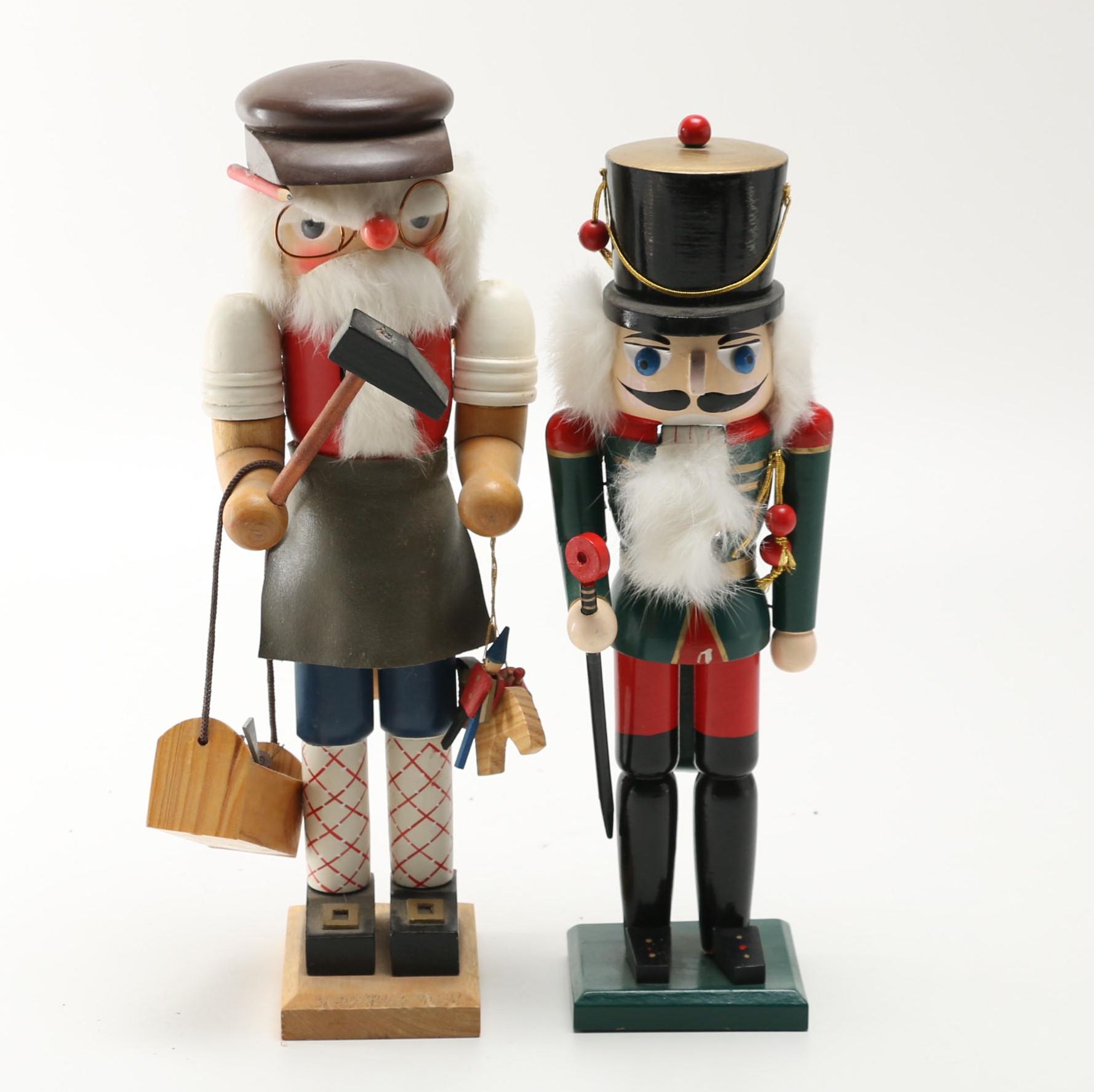 Pair of Wood Nutcrackers EBTH