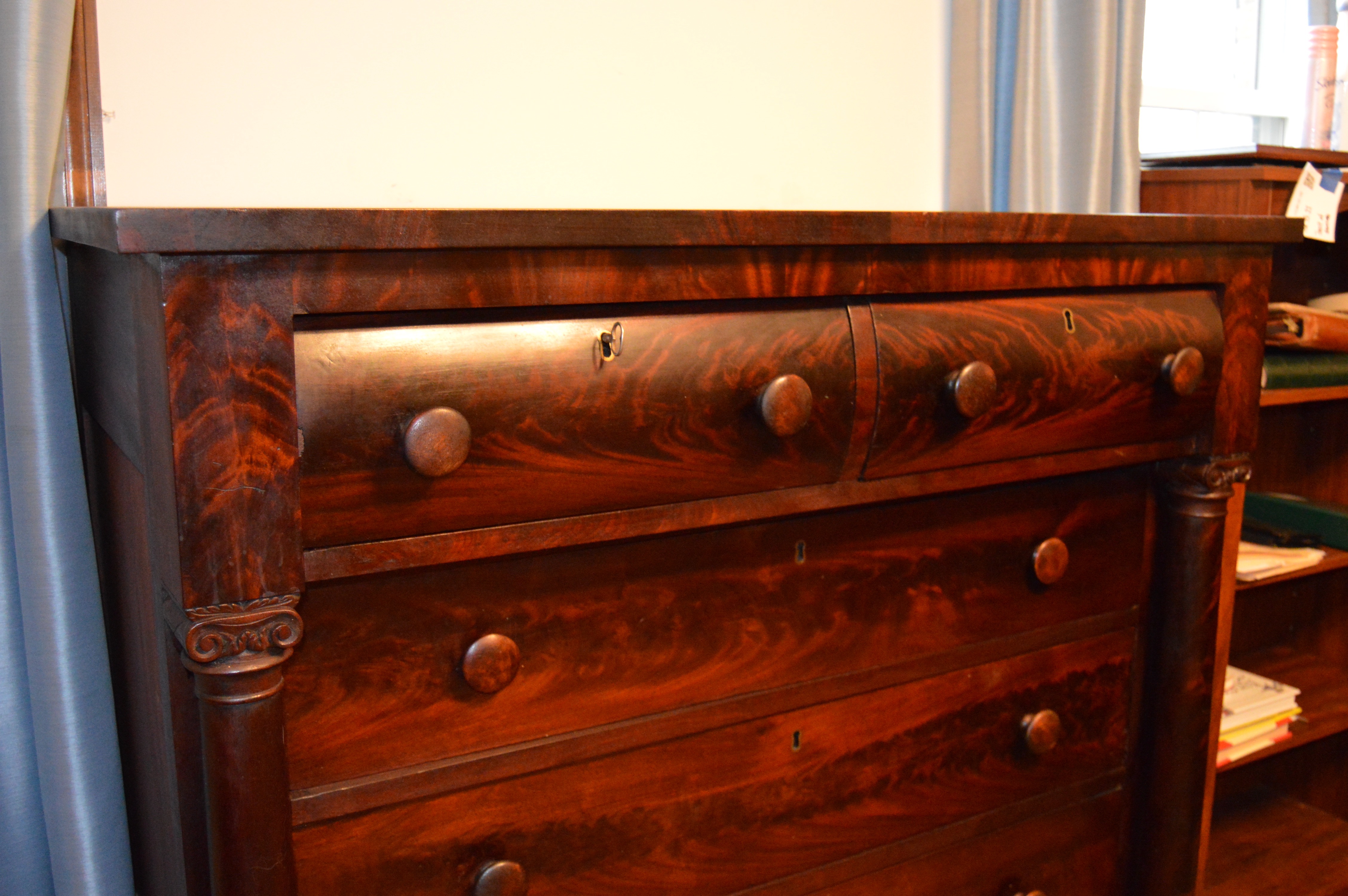 Antique American Empire Mahogany Chest of Drawers EBTH