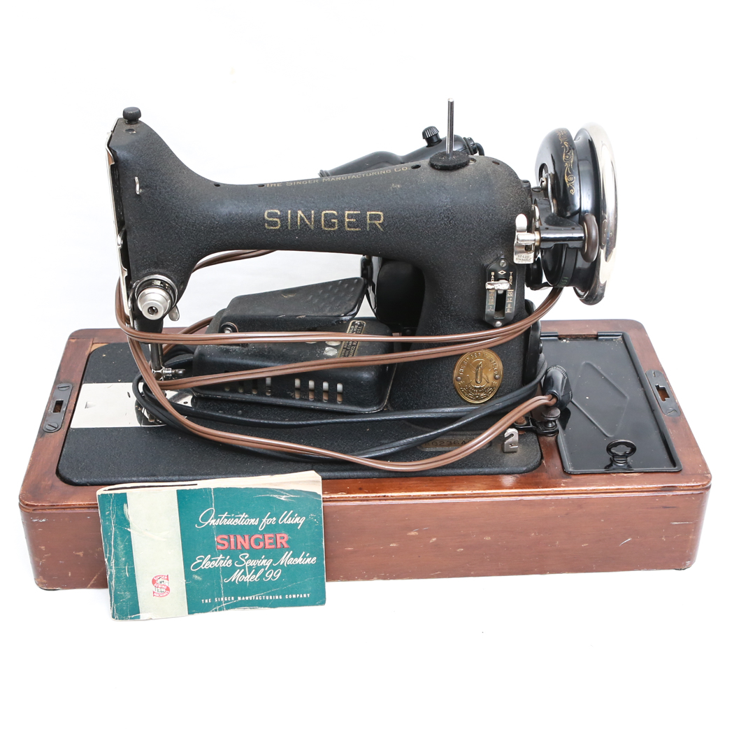Vintage Singer Electric Sewing Machine Model 99 EBTH