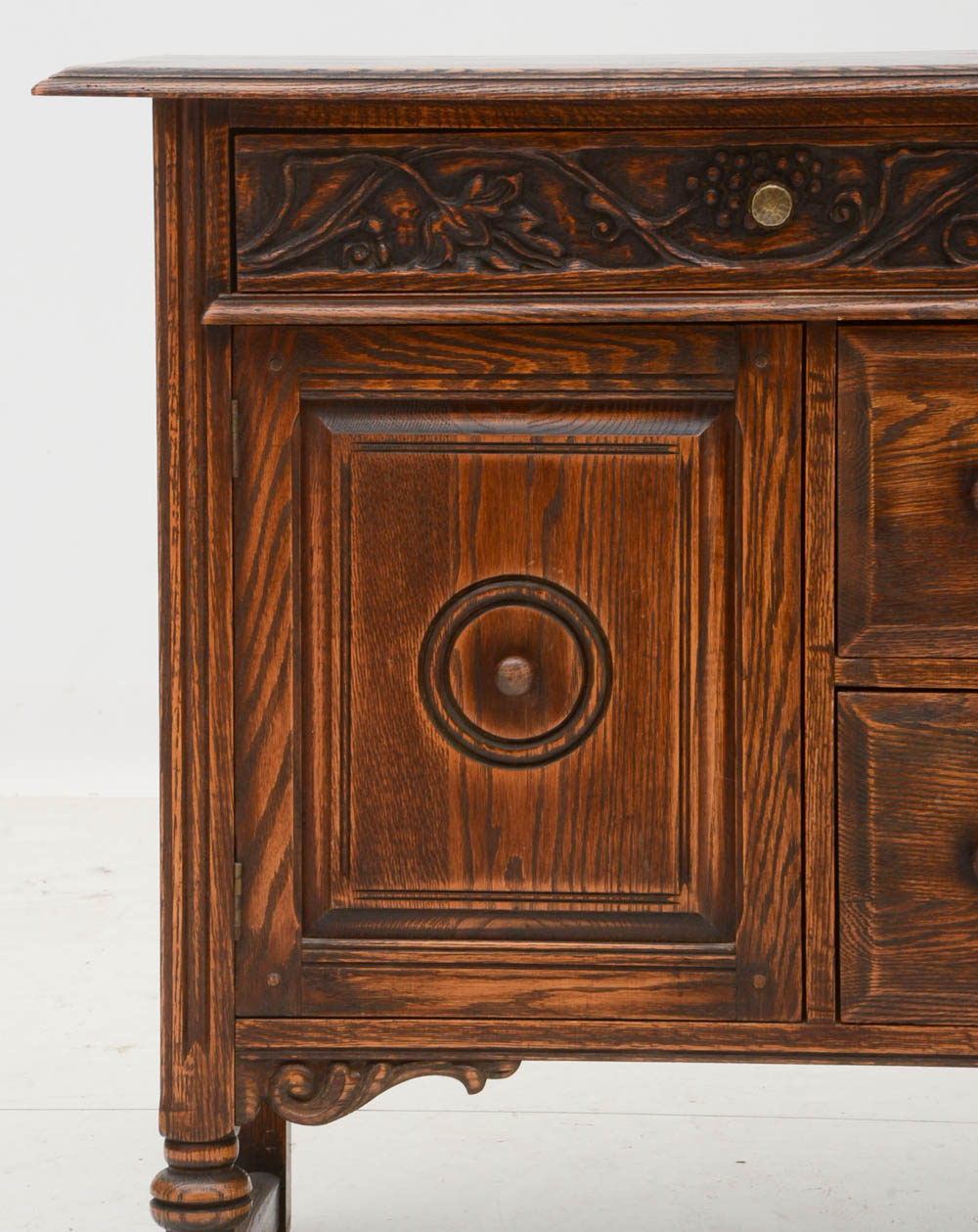 Vintage Jamestown Oak Buffet EBTH