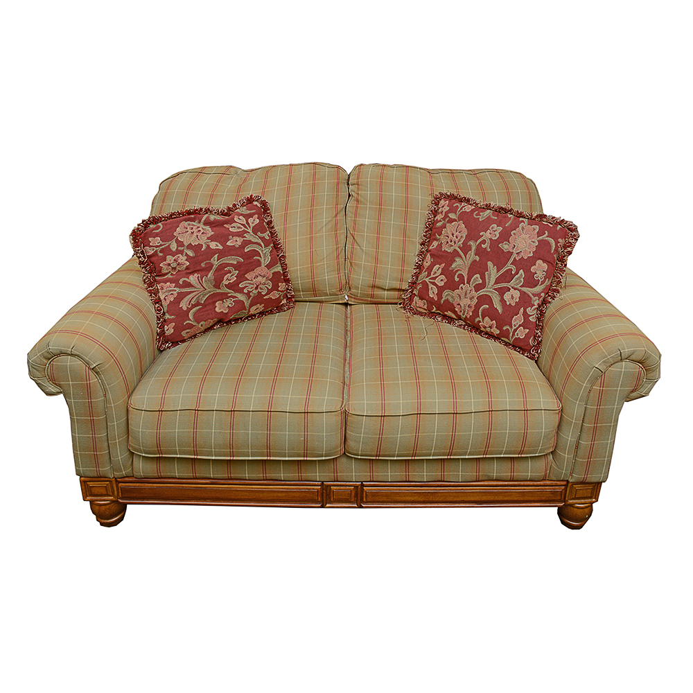 Contemporary Country Cottage Style Loveseat EBTH