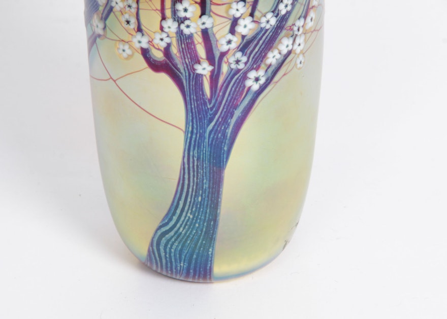 Orient And Flume Art Glass Vase Ebth