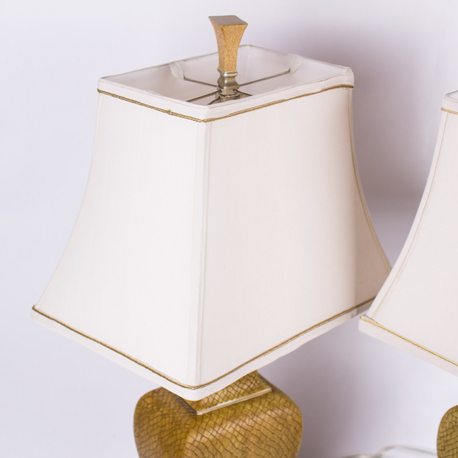 Pair of Gold Tone Table Lamps EBTH