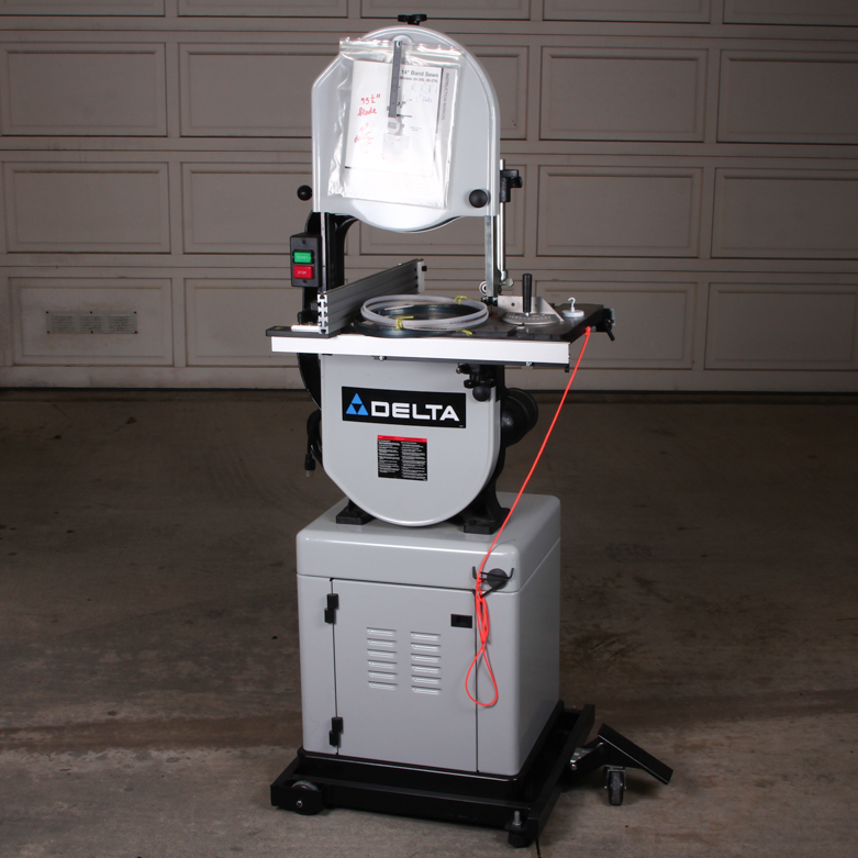 Delta Woodworking Band Saw | EBTH