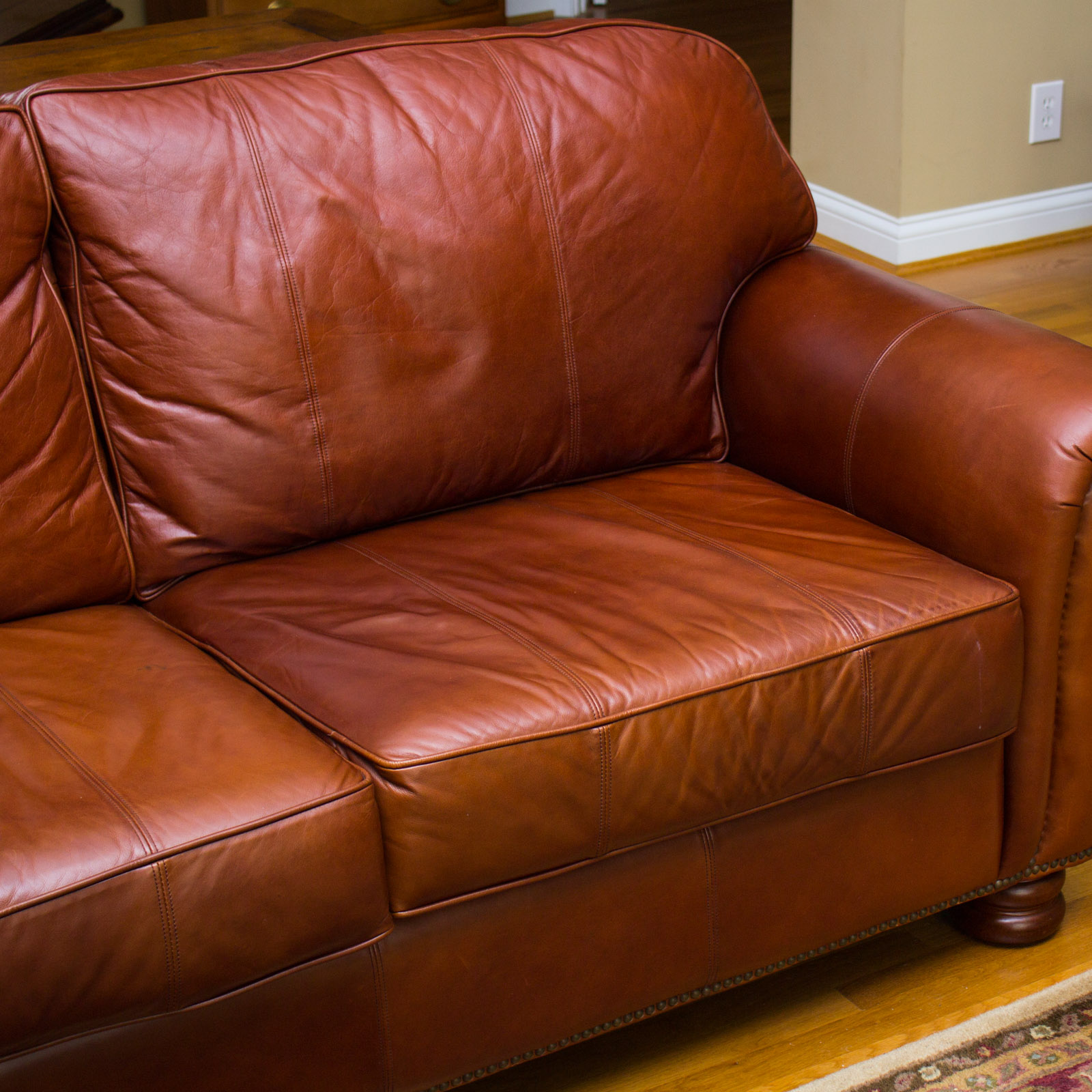 Thomasville "Benjamin" Brown Leather Sectional Sofa EBTH