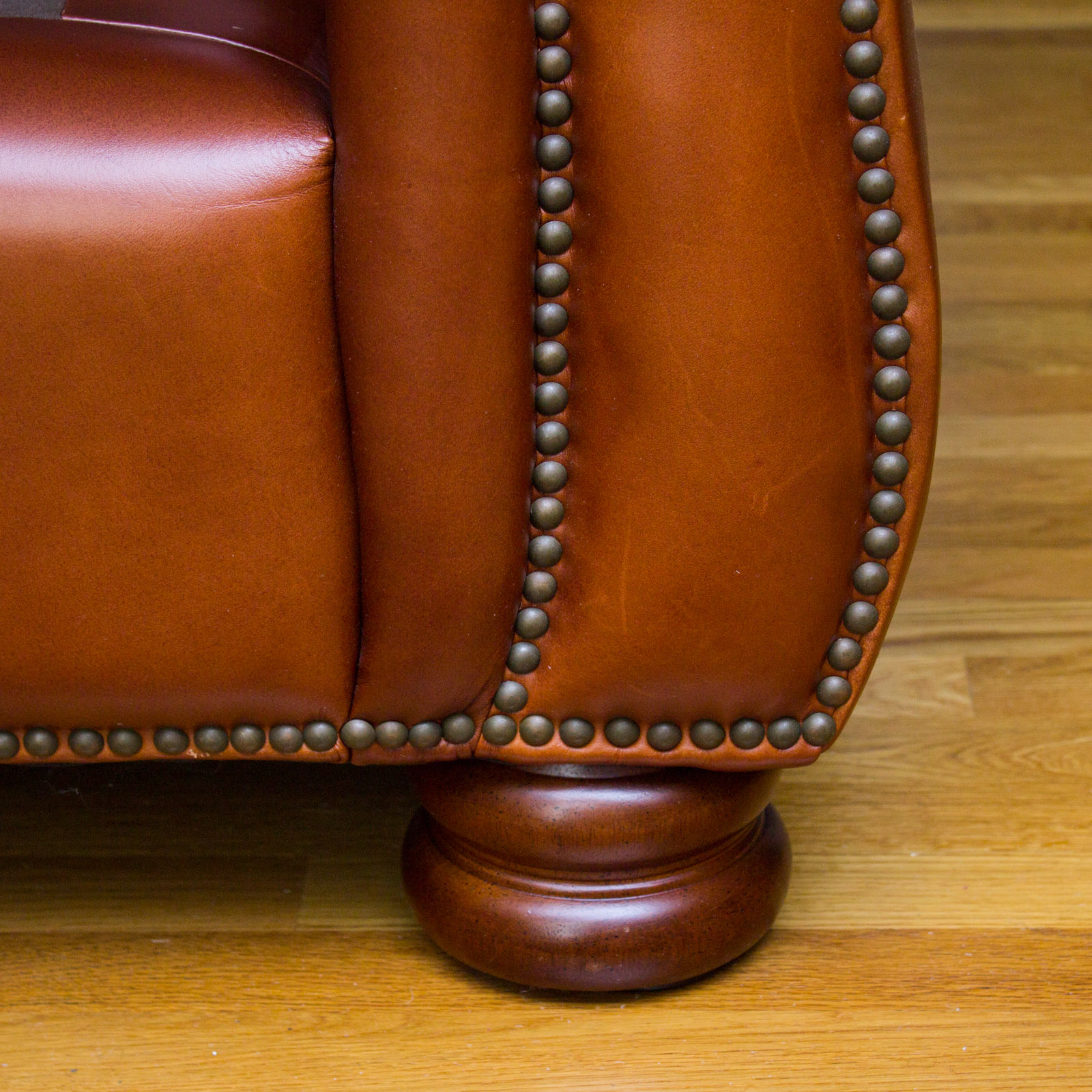 Thomasville "Benjamin" Brown Leather Sectional Sofa EBTH