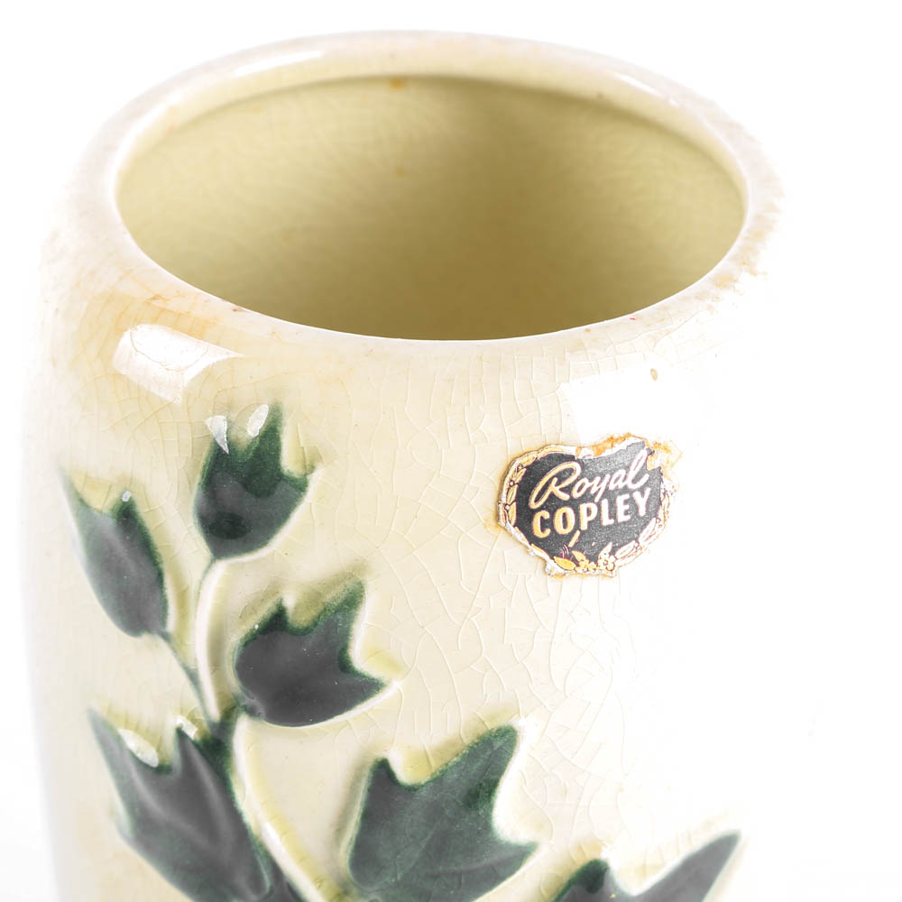 Vintage Pottery Vases Including Hull EBTH