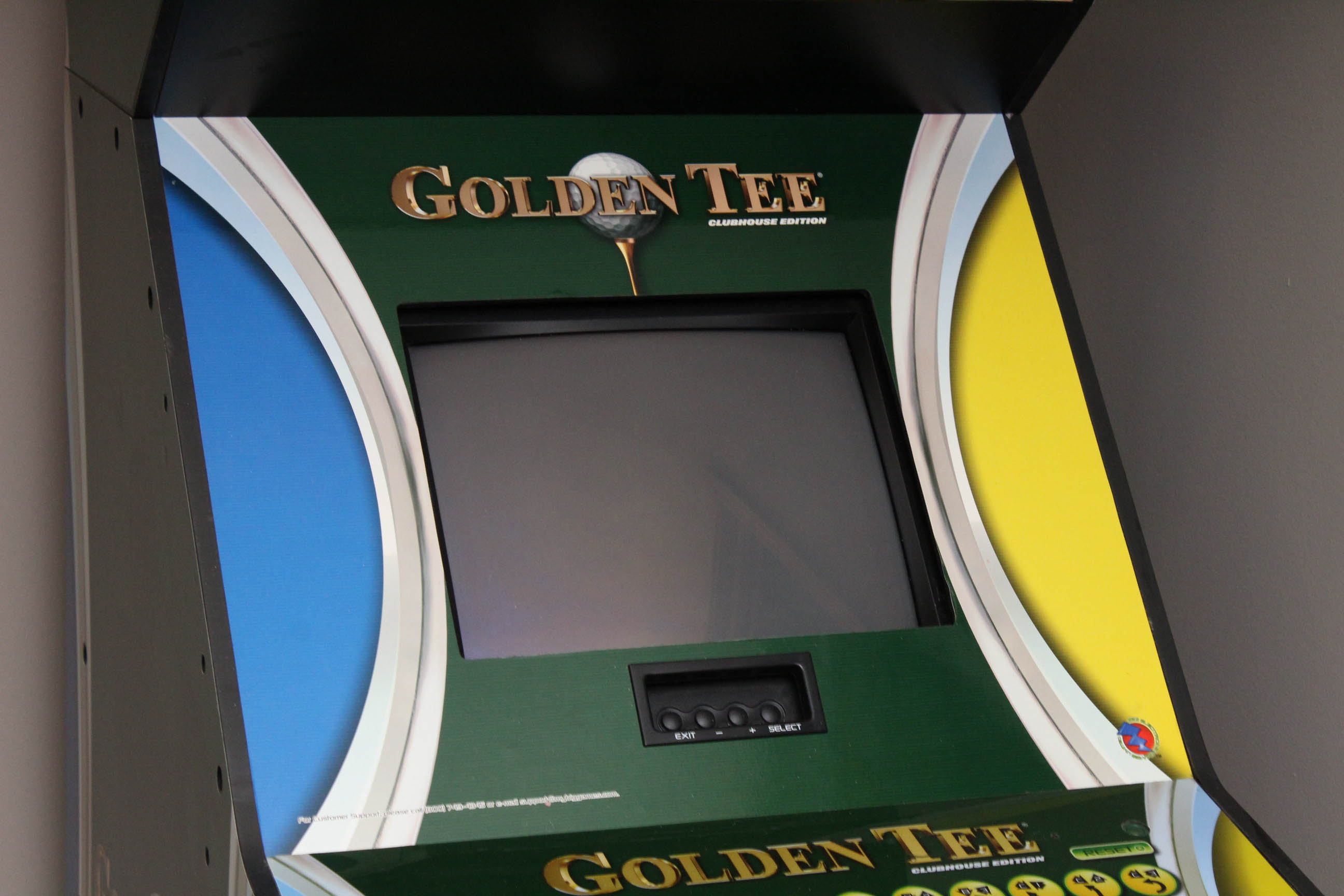"Golden Tee Clubhouse Edition" Arcade Game EBTH