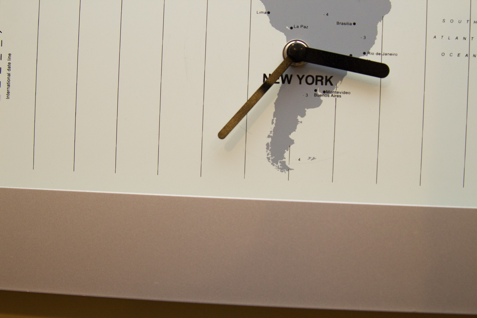 World Time Zone Wall Clock EBTH