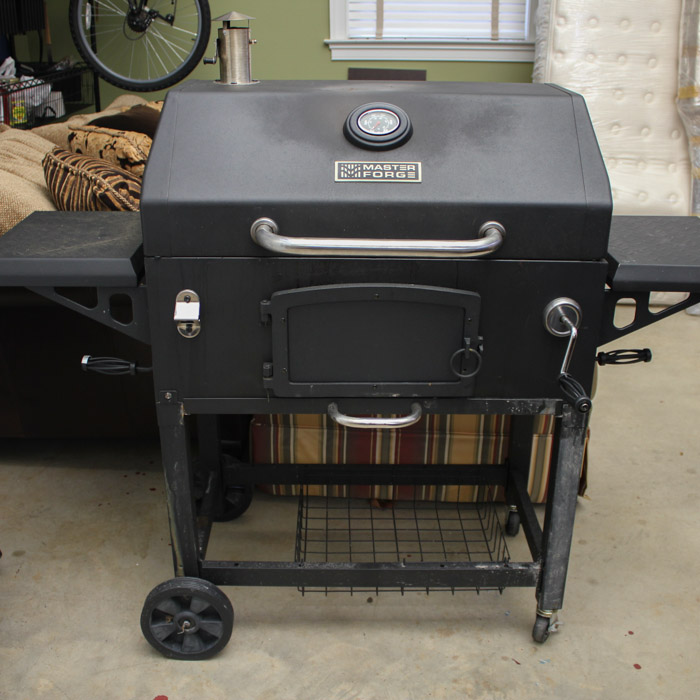 Master Forge Charcoal Grill With 2 Covers EBTH   LeesburgDay1 86 