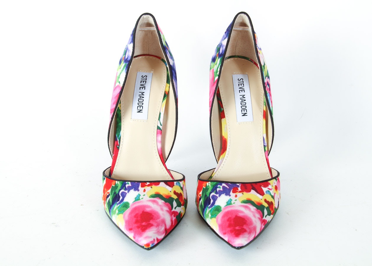 Steve Madden Floral Print Pumps | EBTH
