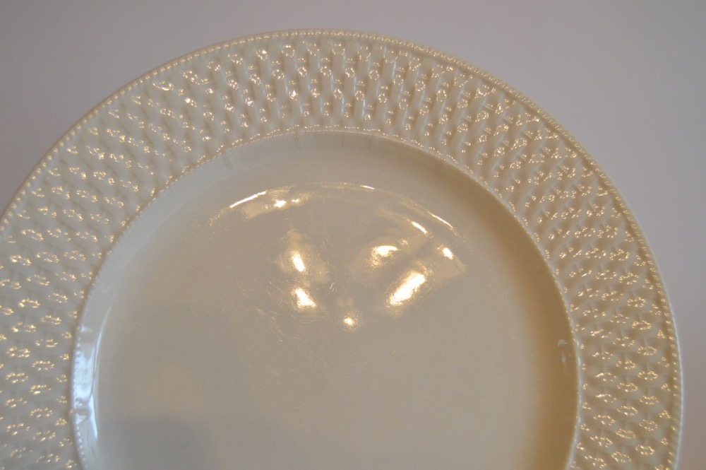 "Westerly Basket" Dinnerware by Oneida EBTH