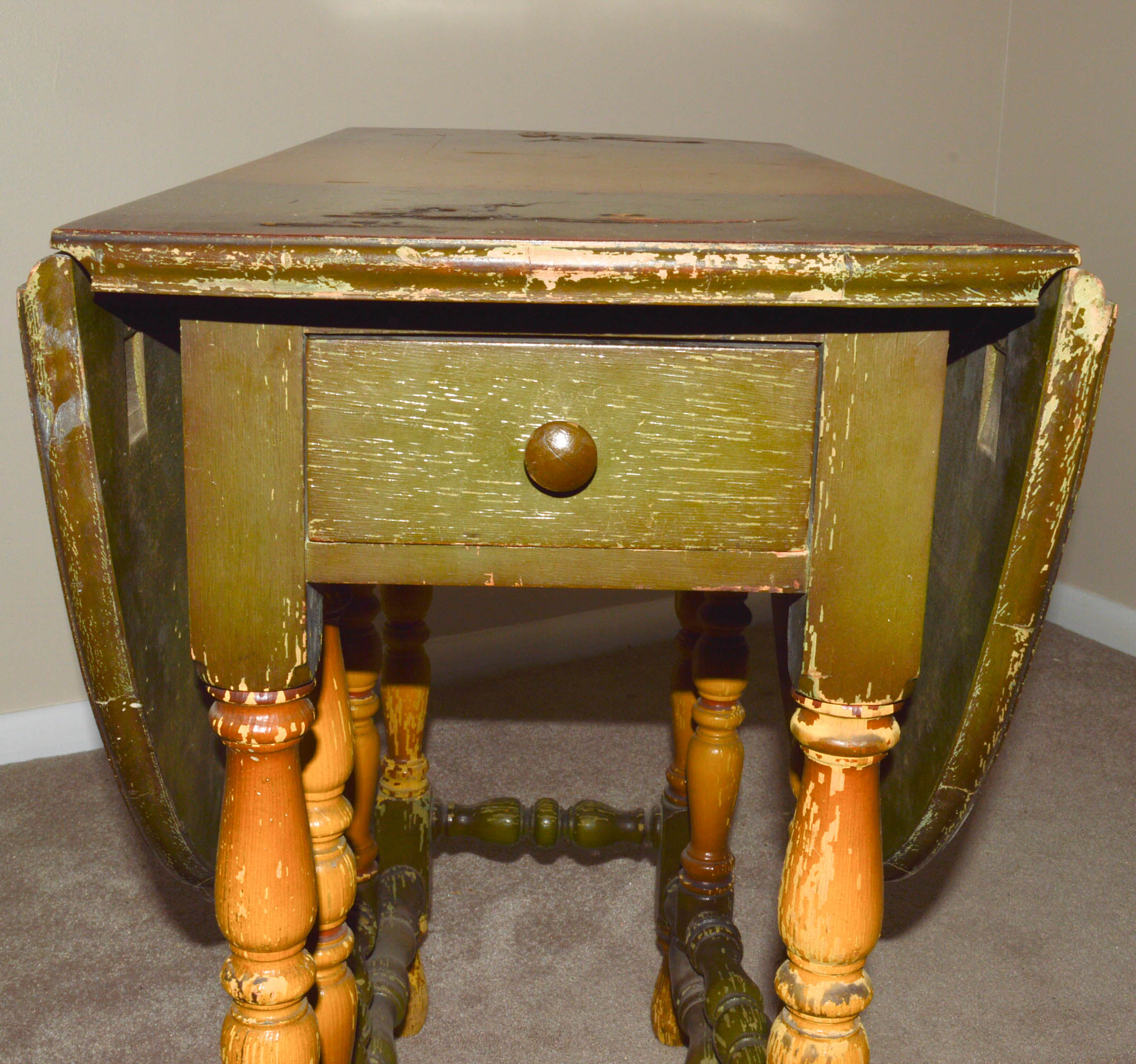 Vintage Gateleg Table by Imperial EBTH