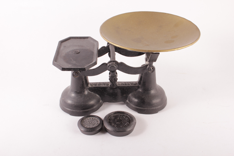 Vintage Cast Iron Scale EBTH