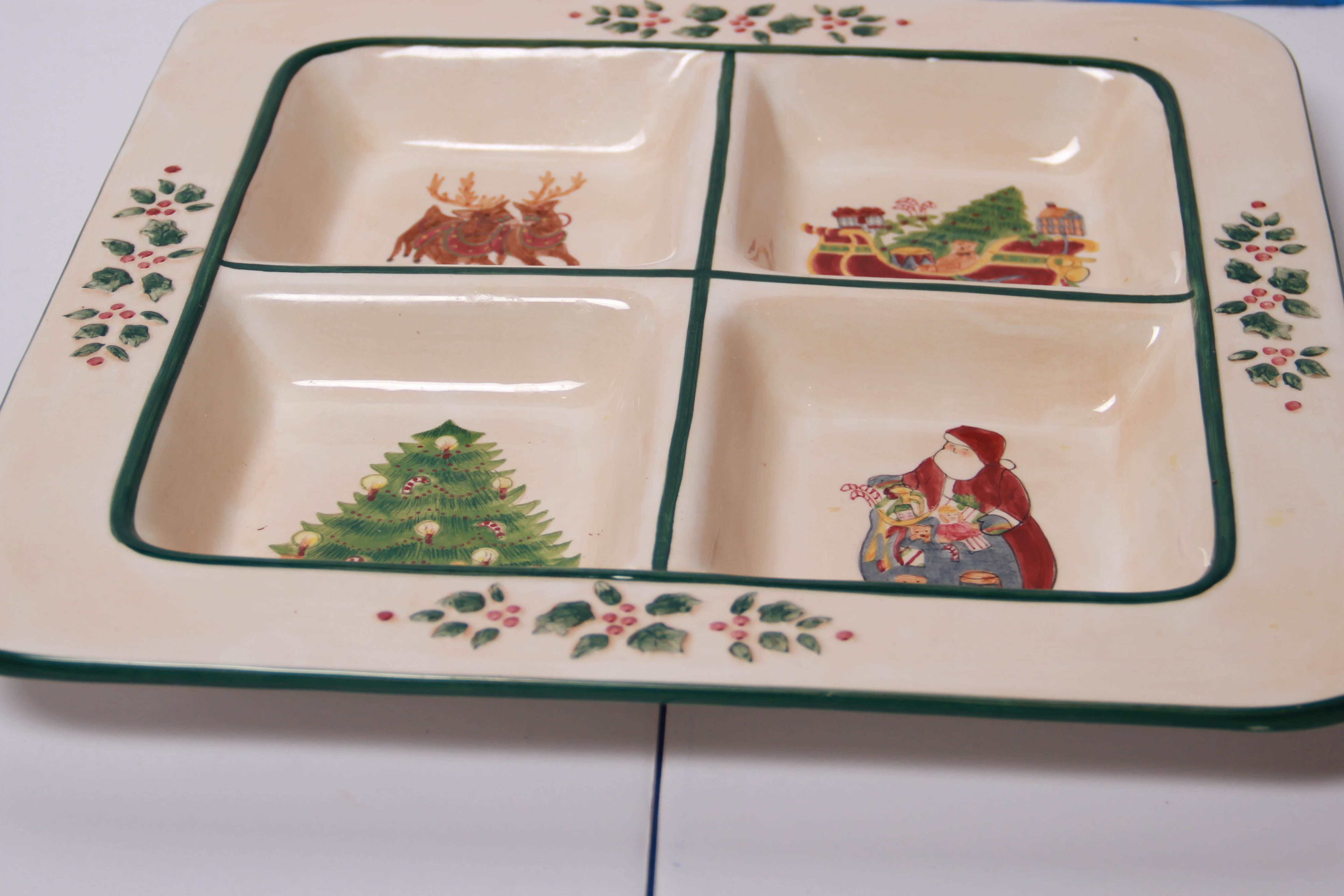 Christmas Themed Servingware EBTH
