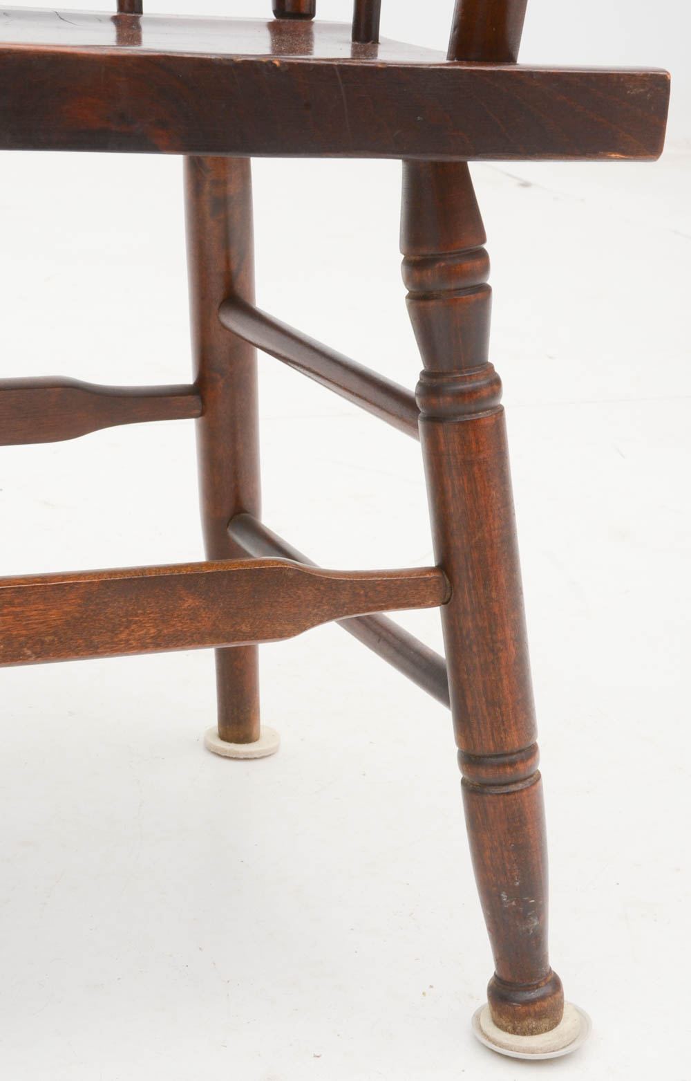 Vintage Early American Ranch Style Pine Bench EBTH