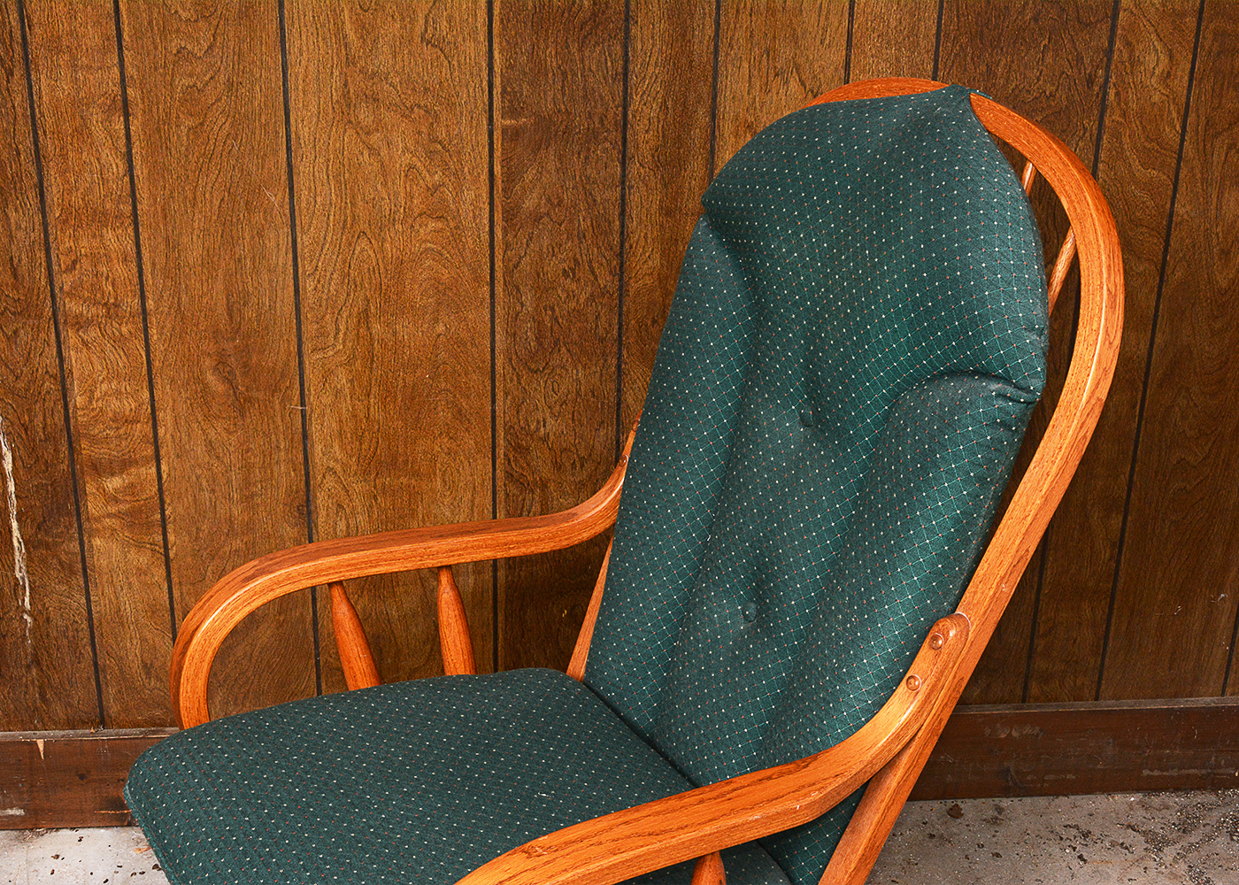 Towne Square Oak Glider Rocker and Ottoman EBTH