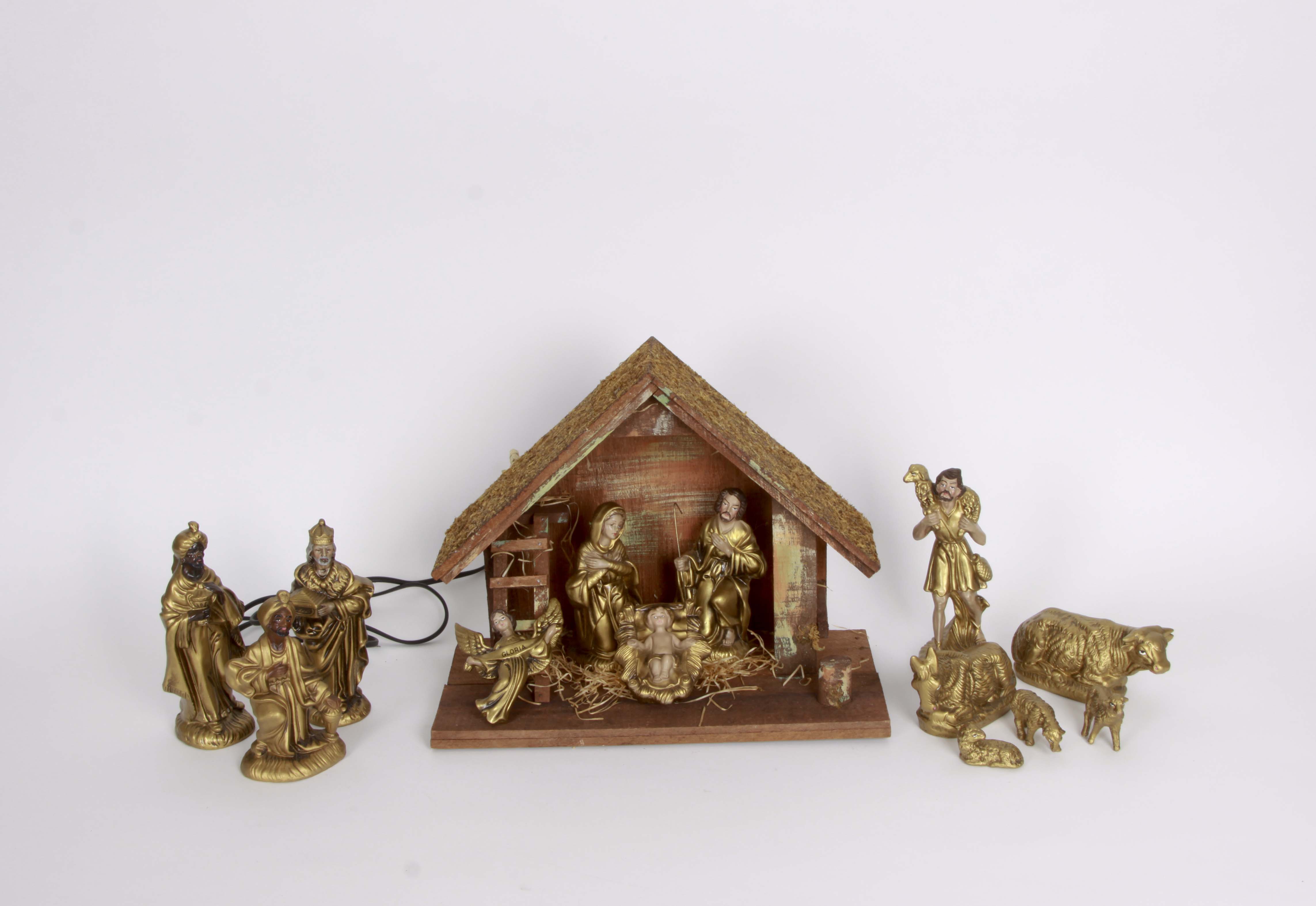 Vintage Manor House Nativity Set EBTH
